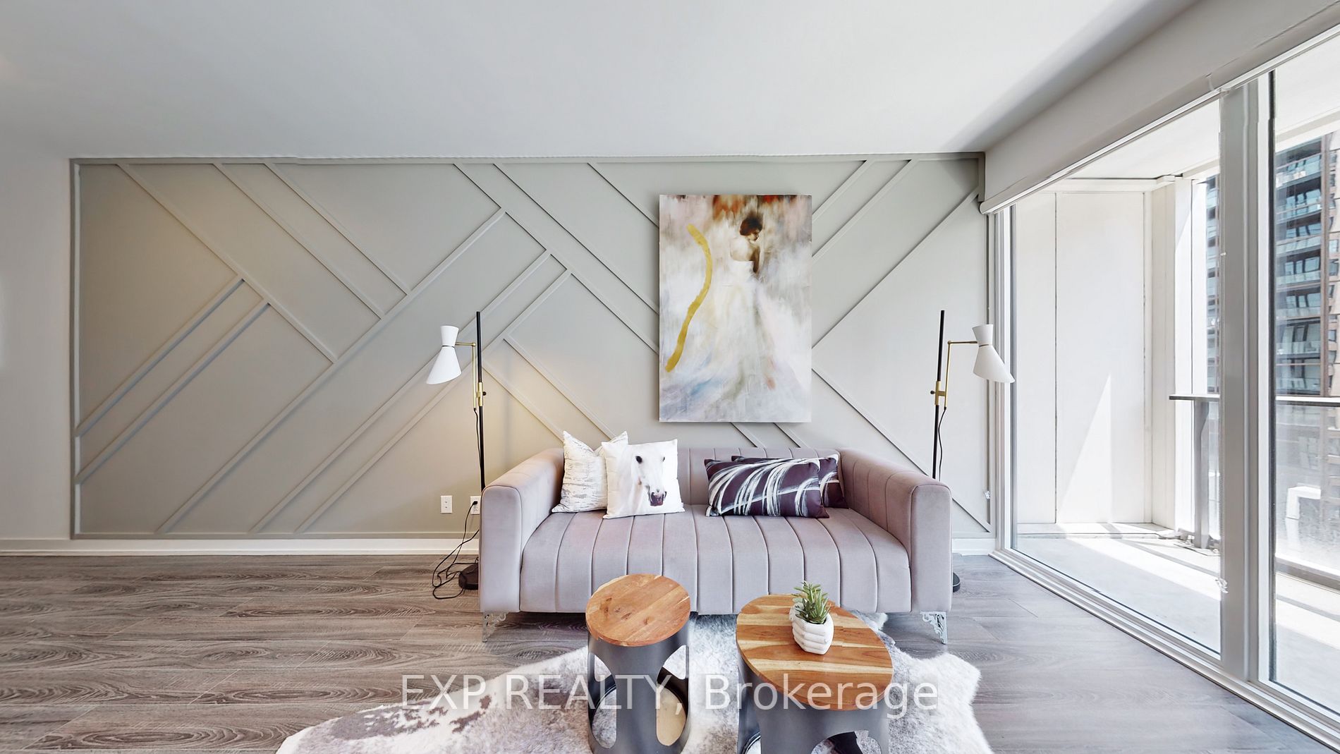 20 Edward St, #611