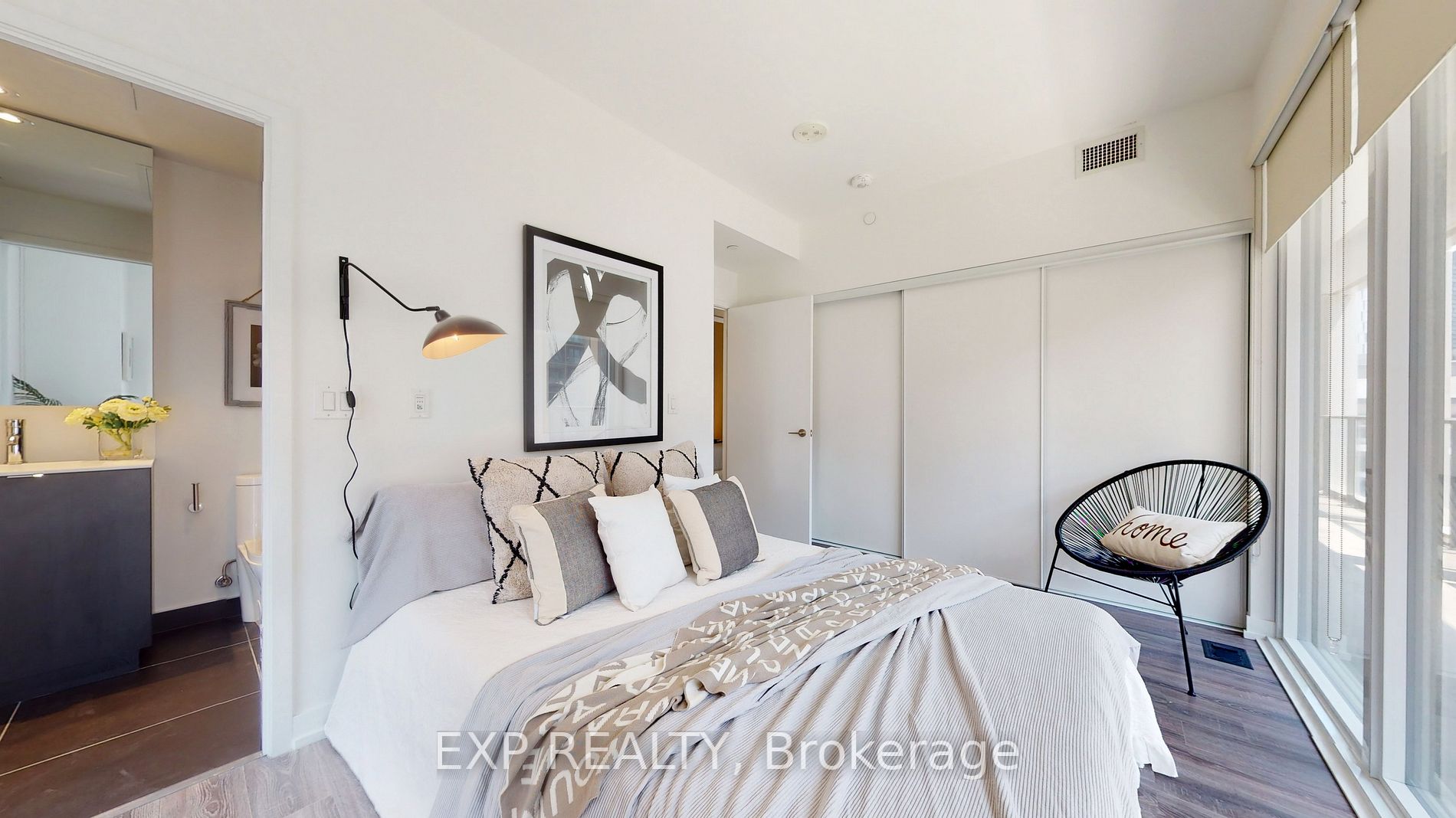 20 Edward St, #611