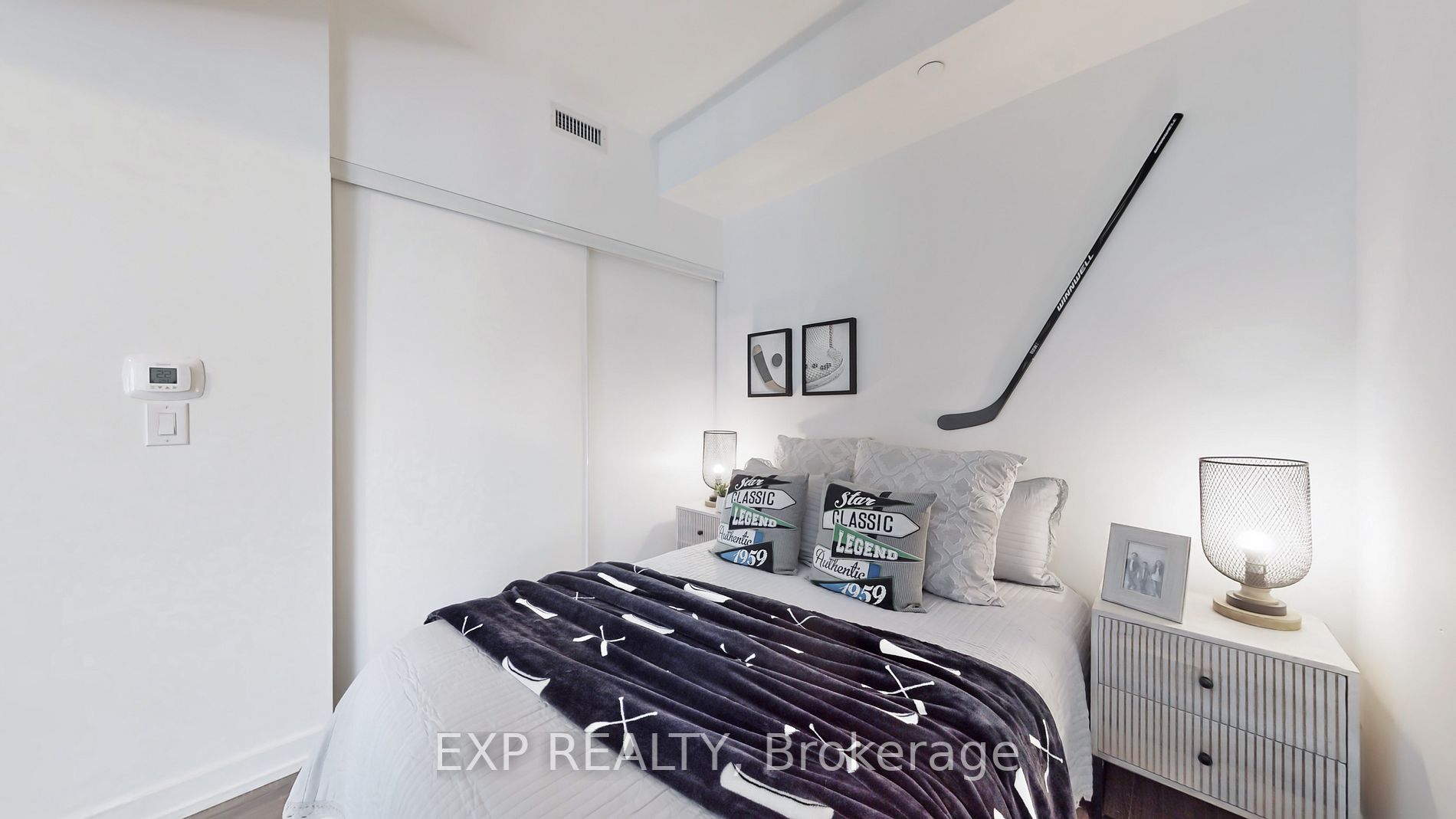 20 Edward St, #611
