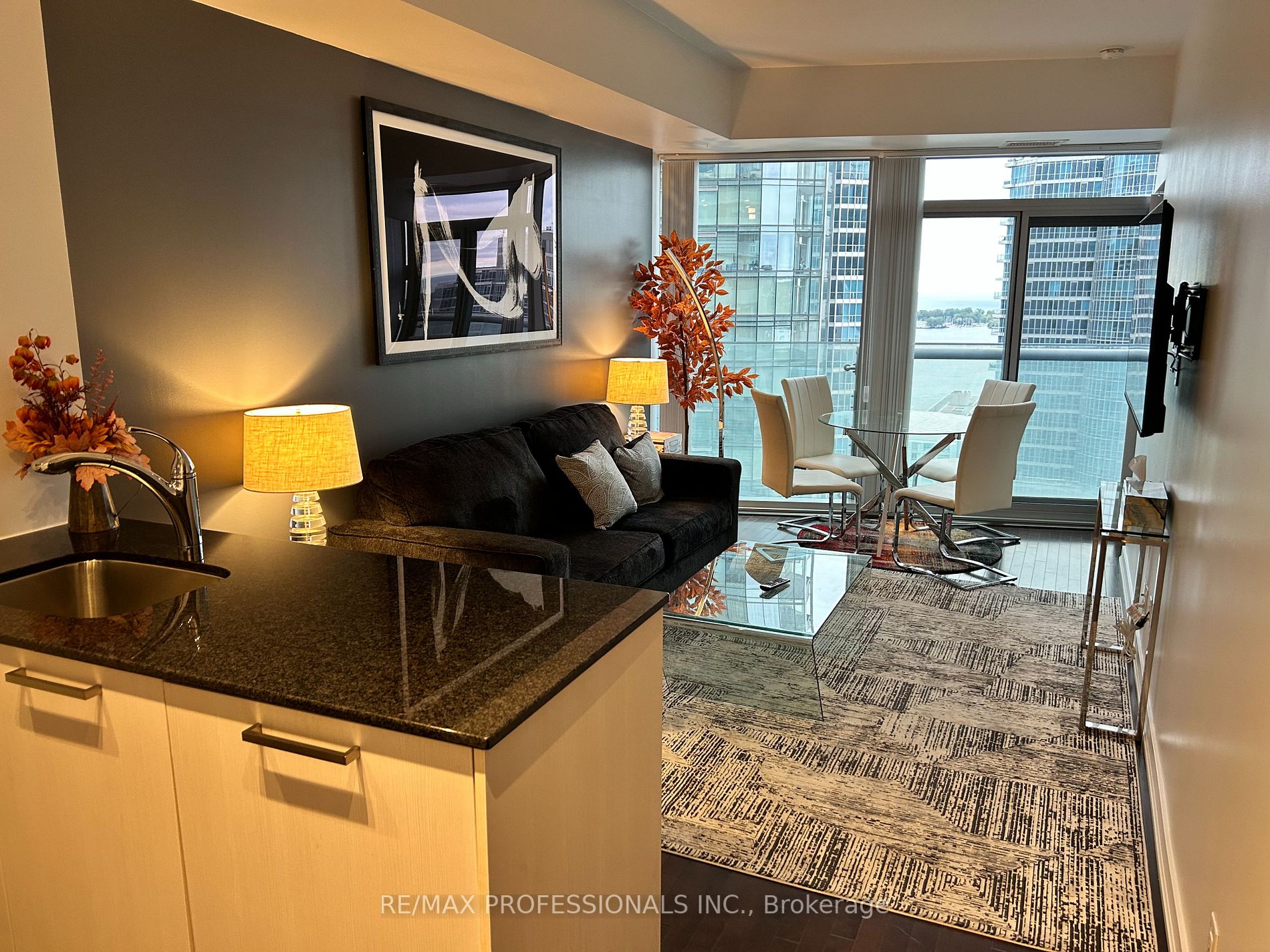 12 York Street #2503