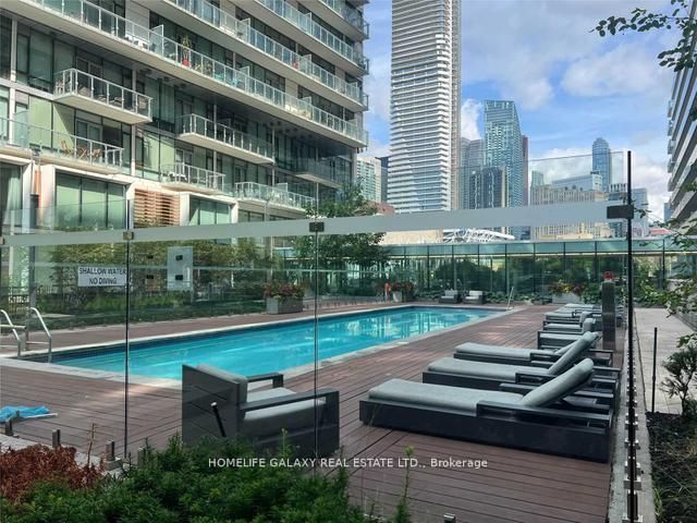 39 Queens Quay E, #934