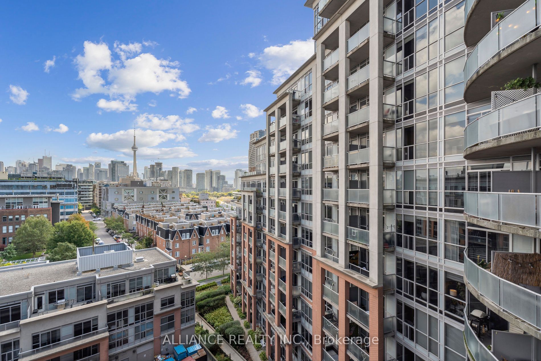 1 Shaw St, #927