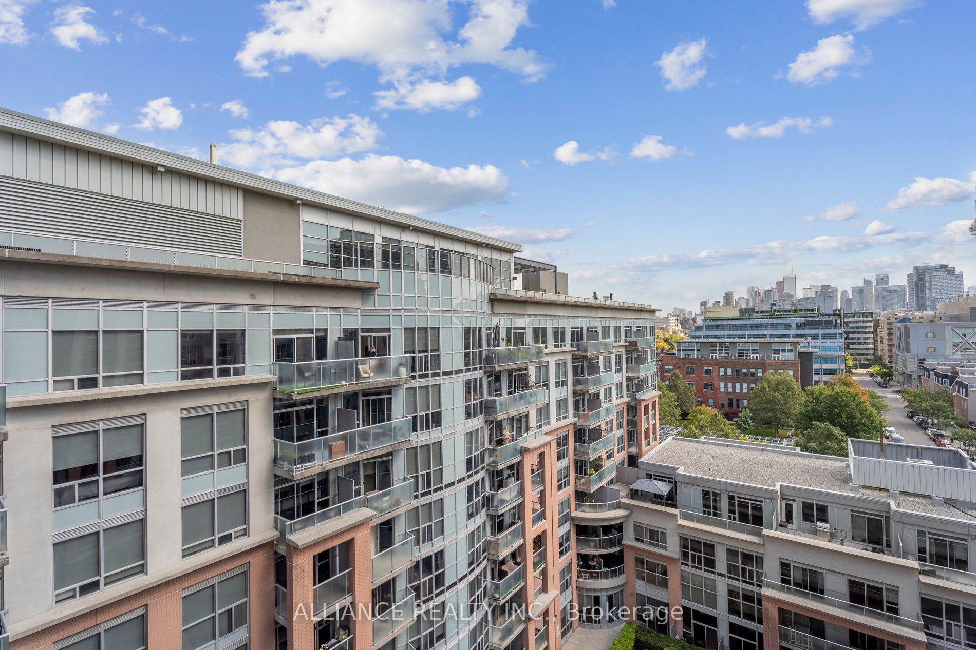 1 Shaw St, #927