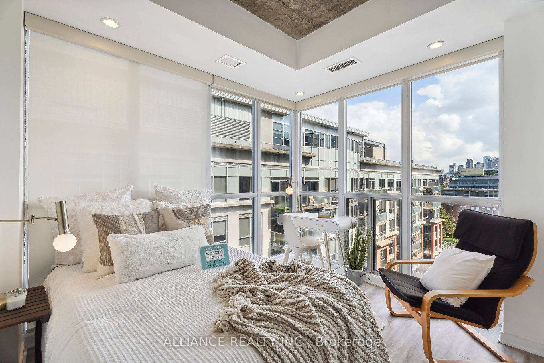 1 Shaw St, #927