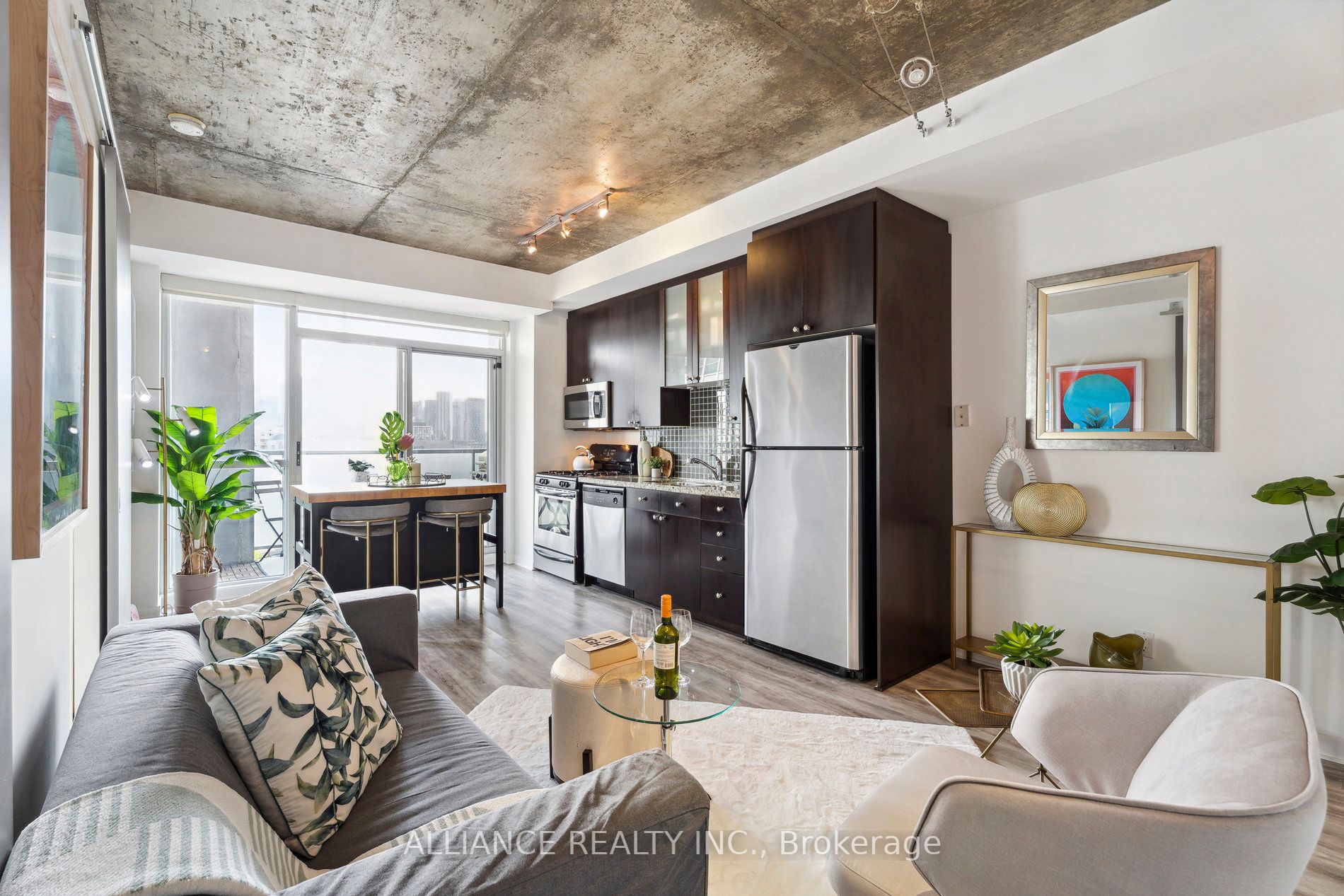 1 Shaw St, #927