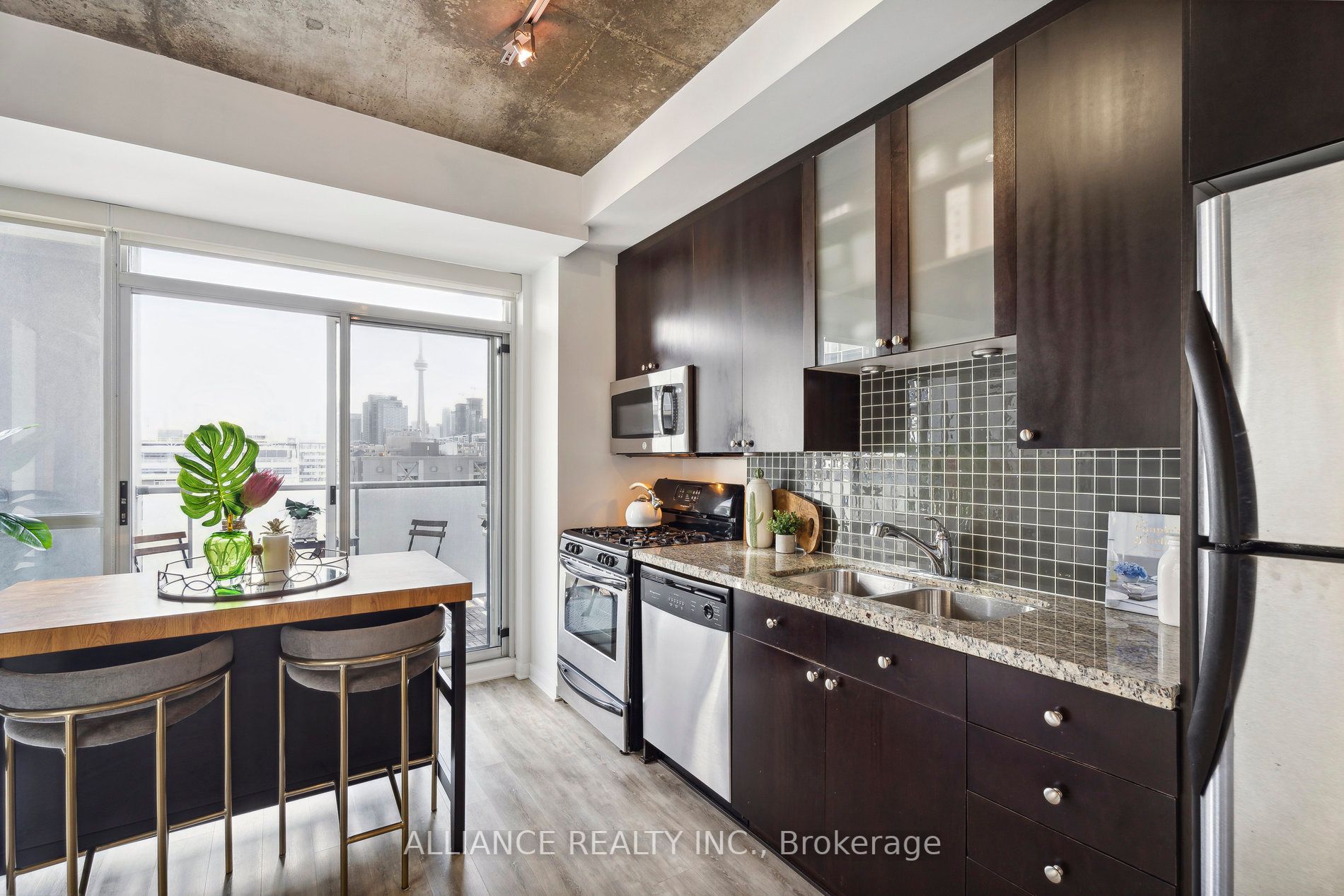 1 Shaw St, #927