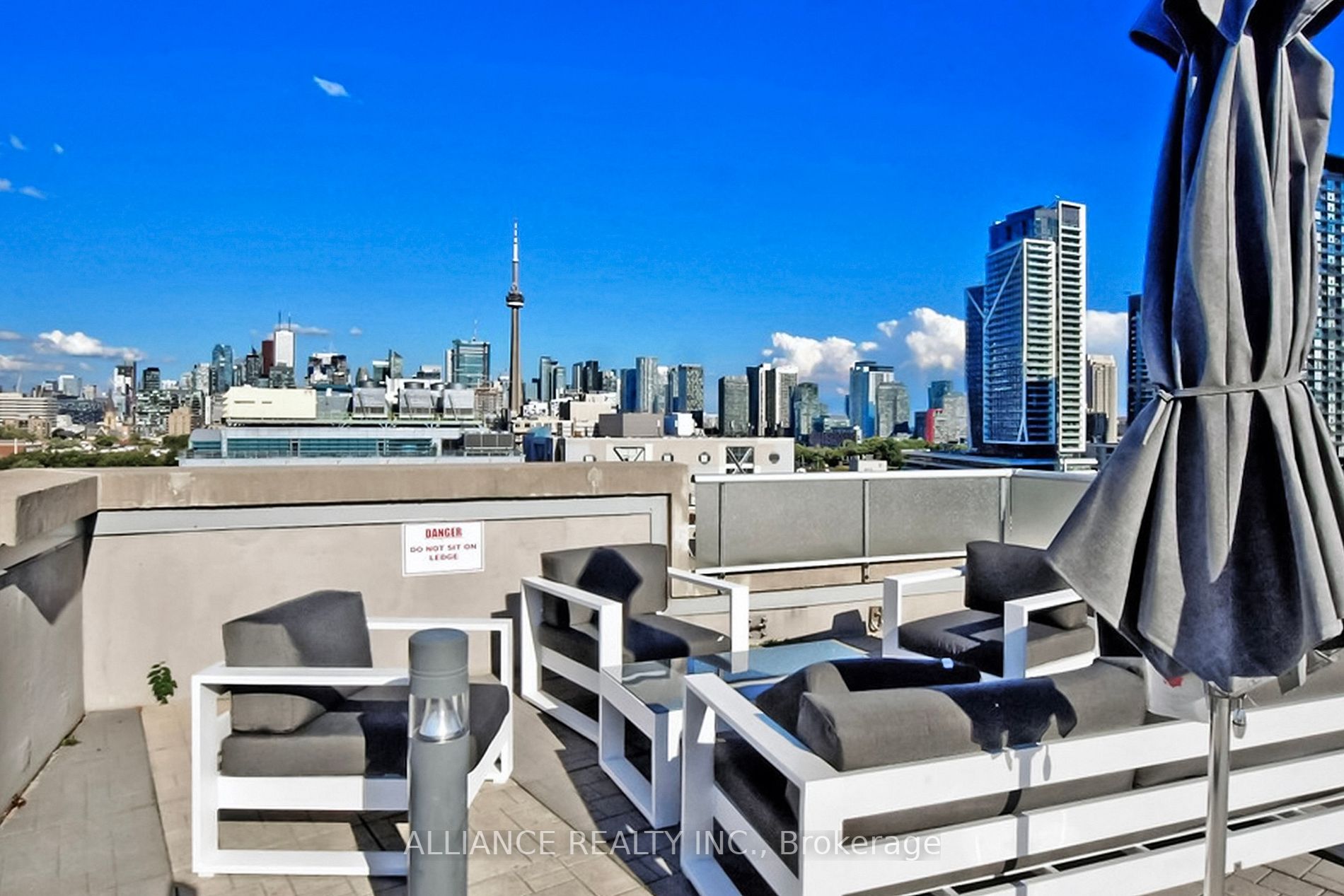 1 Shaw St, #927