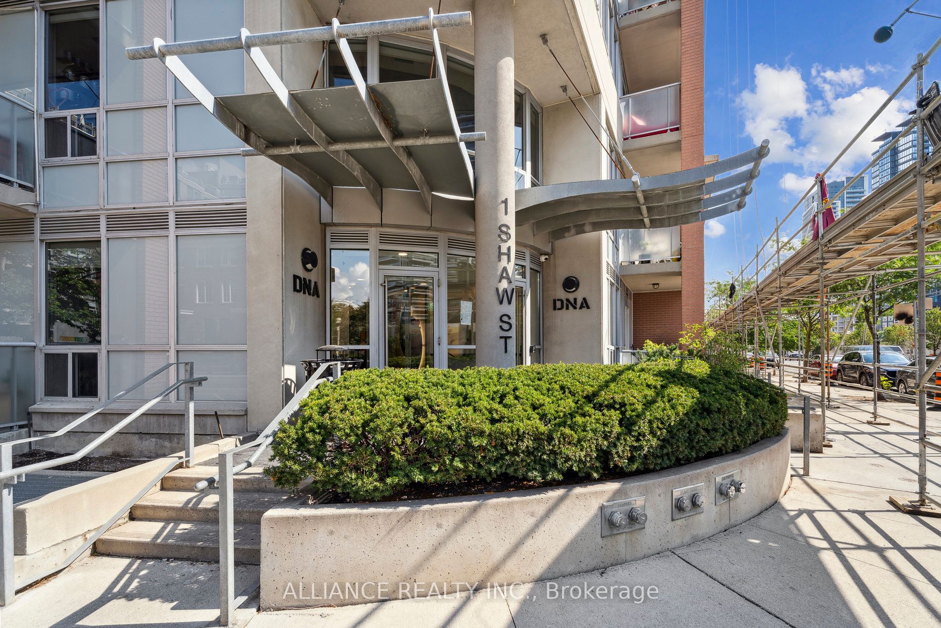 1 Shaw St, #927