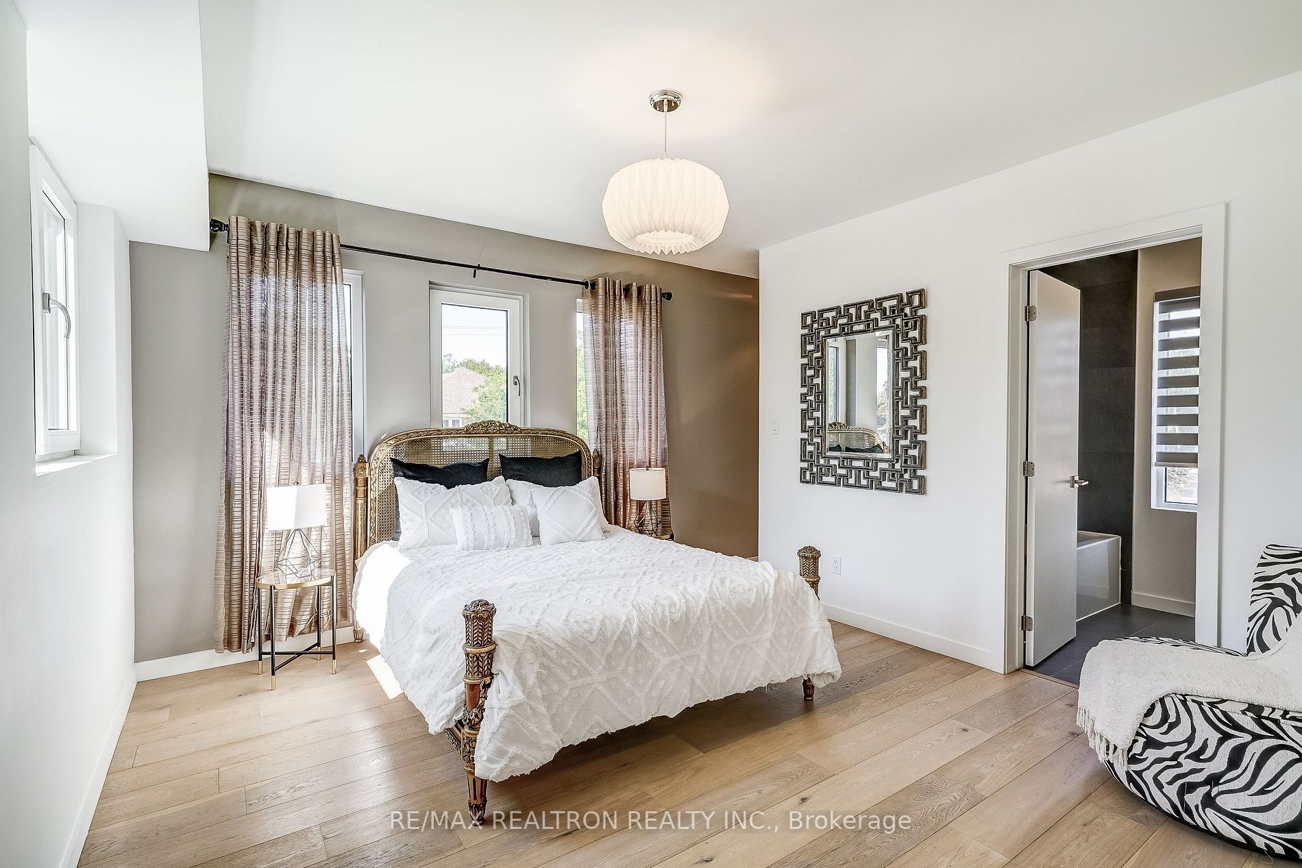 87 Otonabee Ave