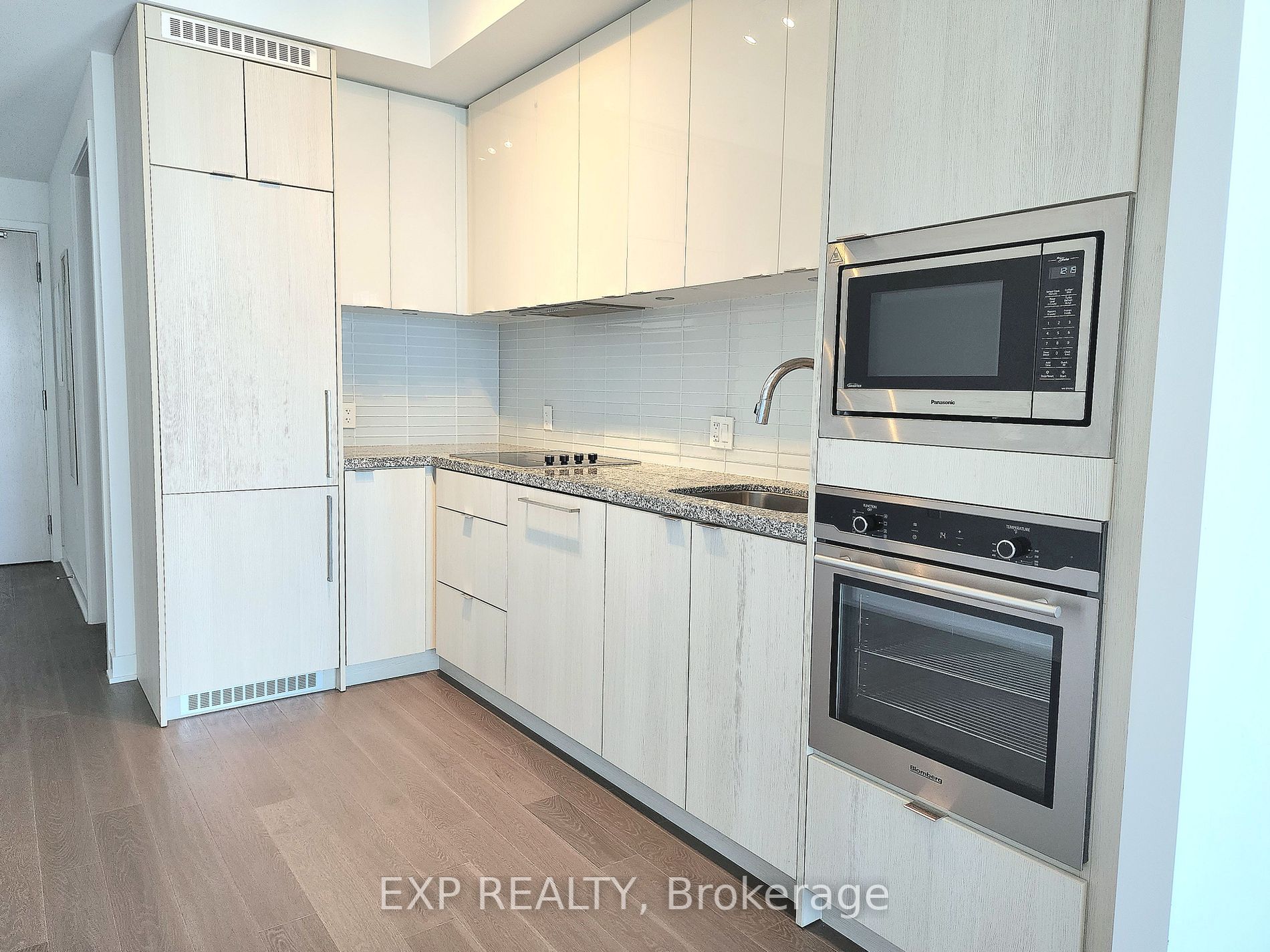 115 Blue Jays Way, #4110