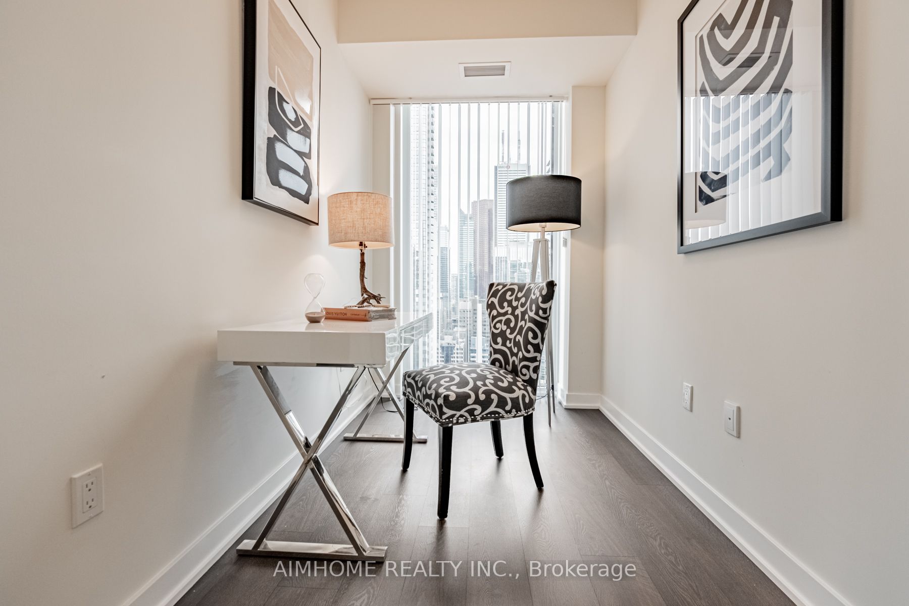 99 John St, #2809