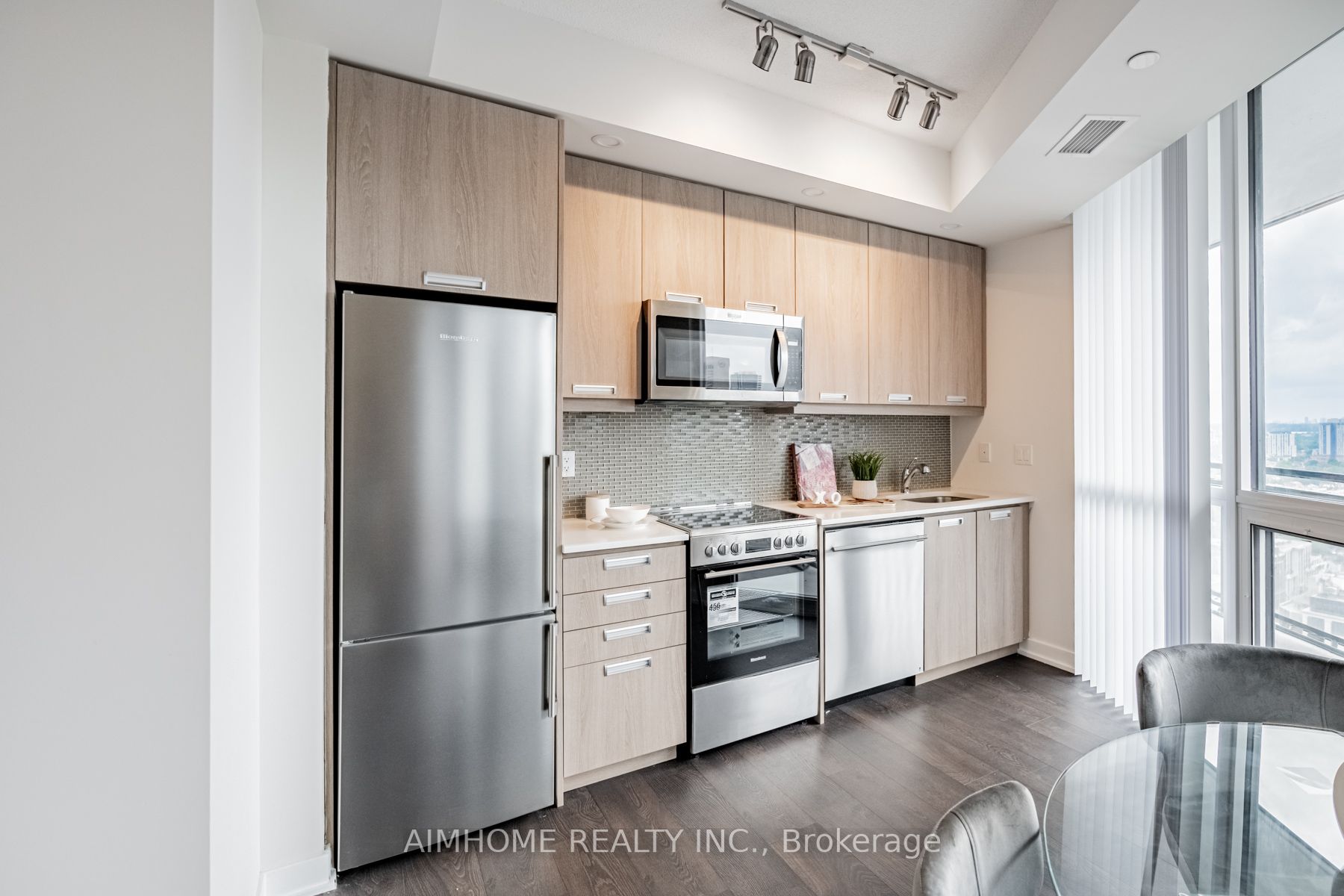 99 John St, #2809