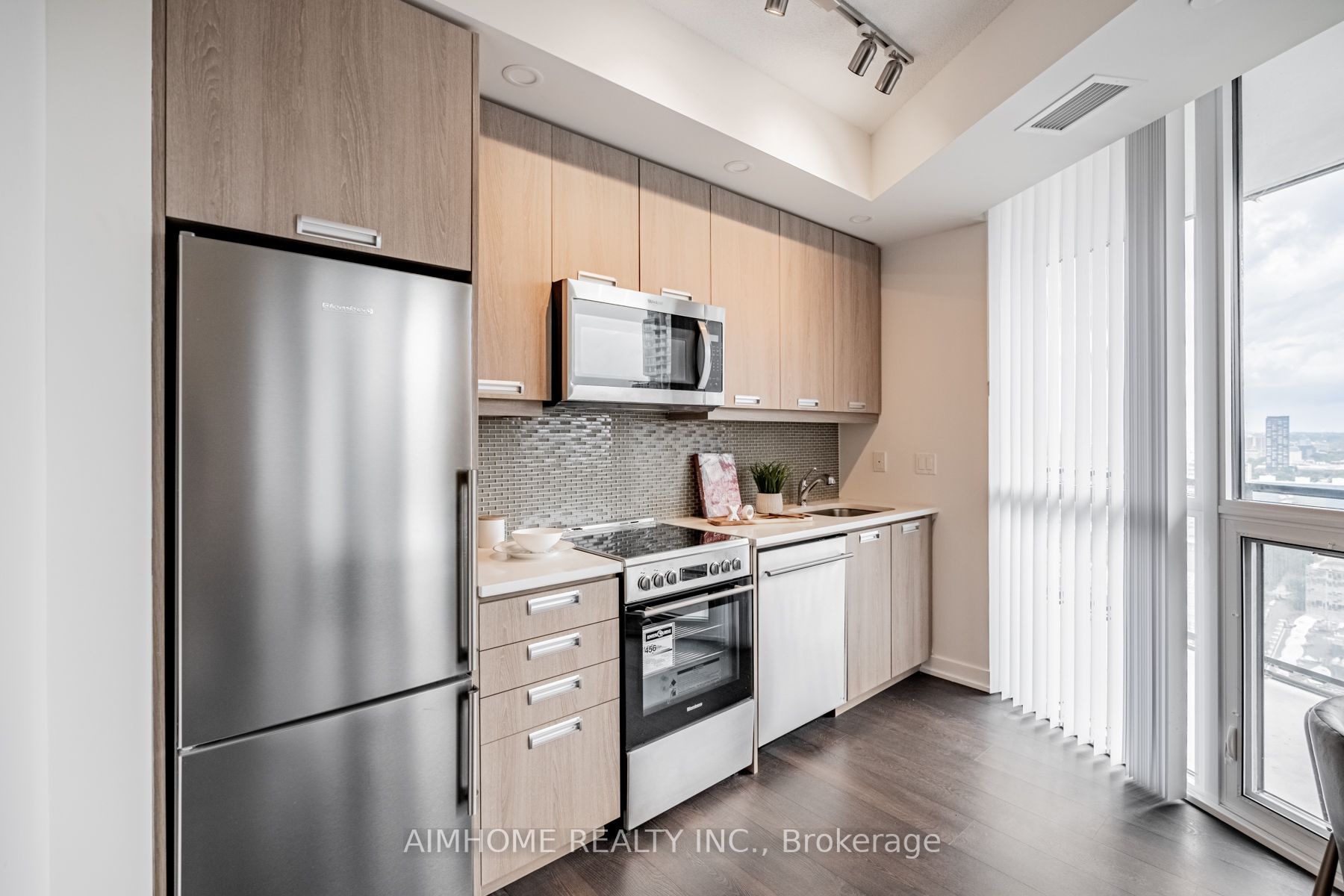 99 John St, #2809