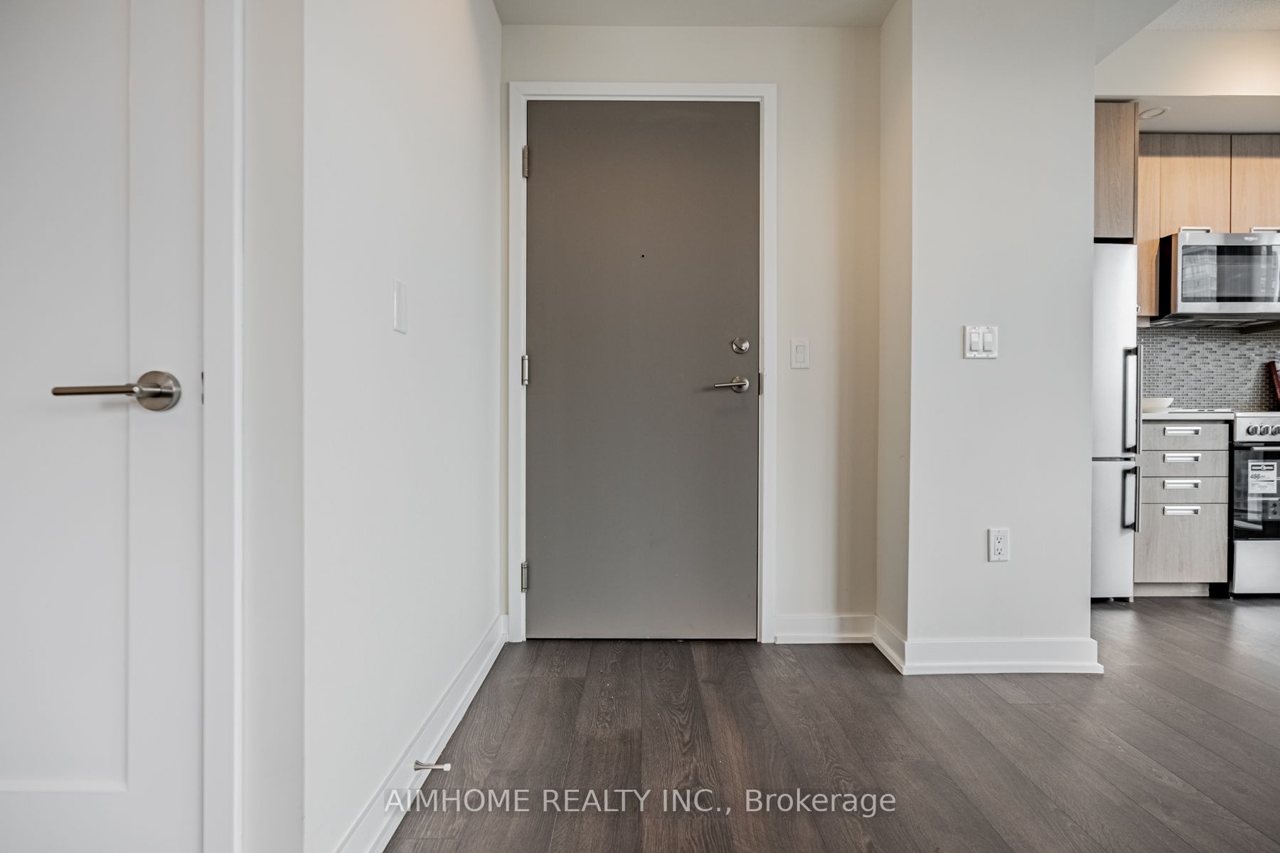 99 John St, #2809