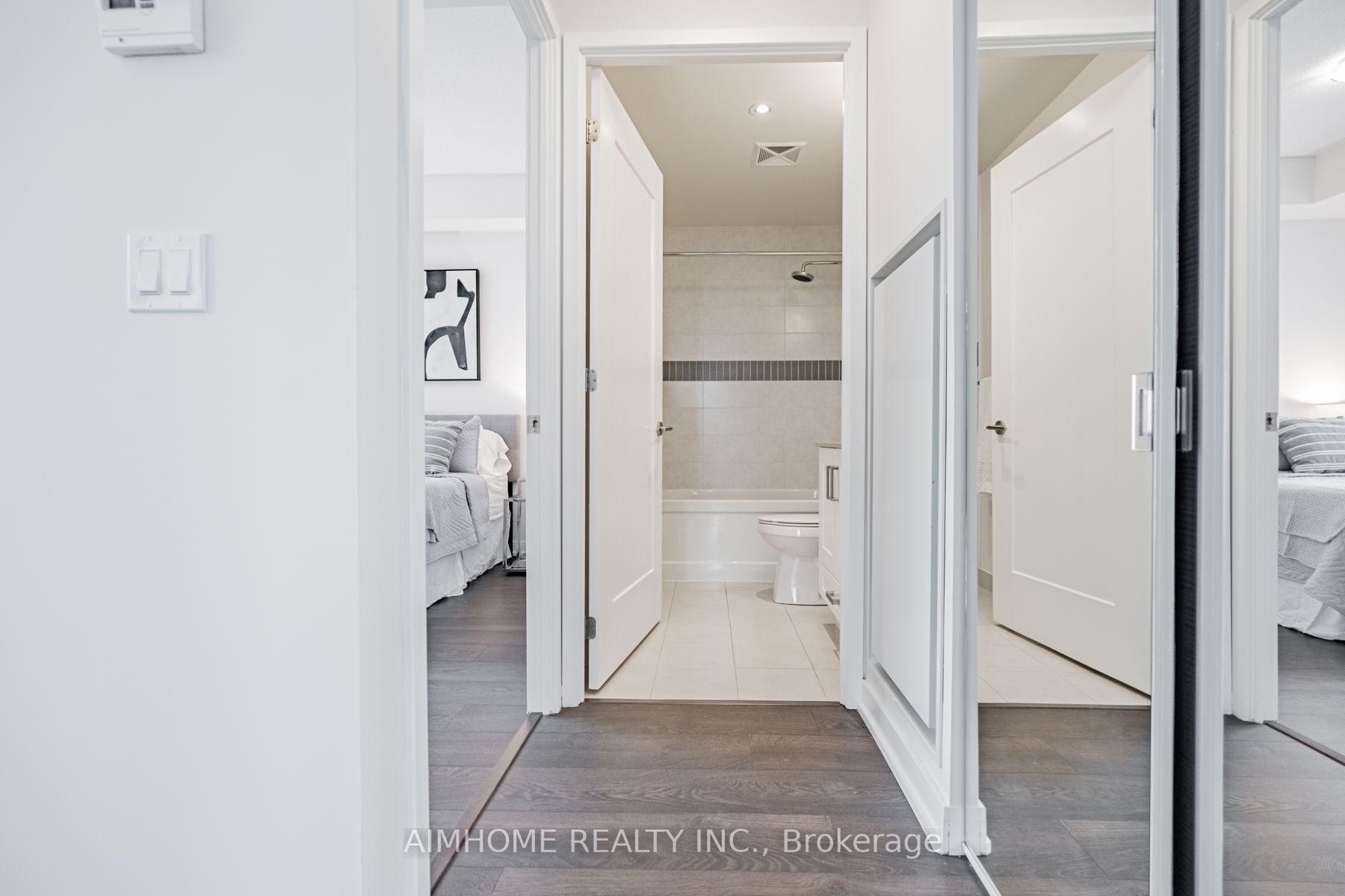 99 John St, #2809