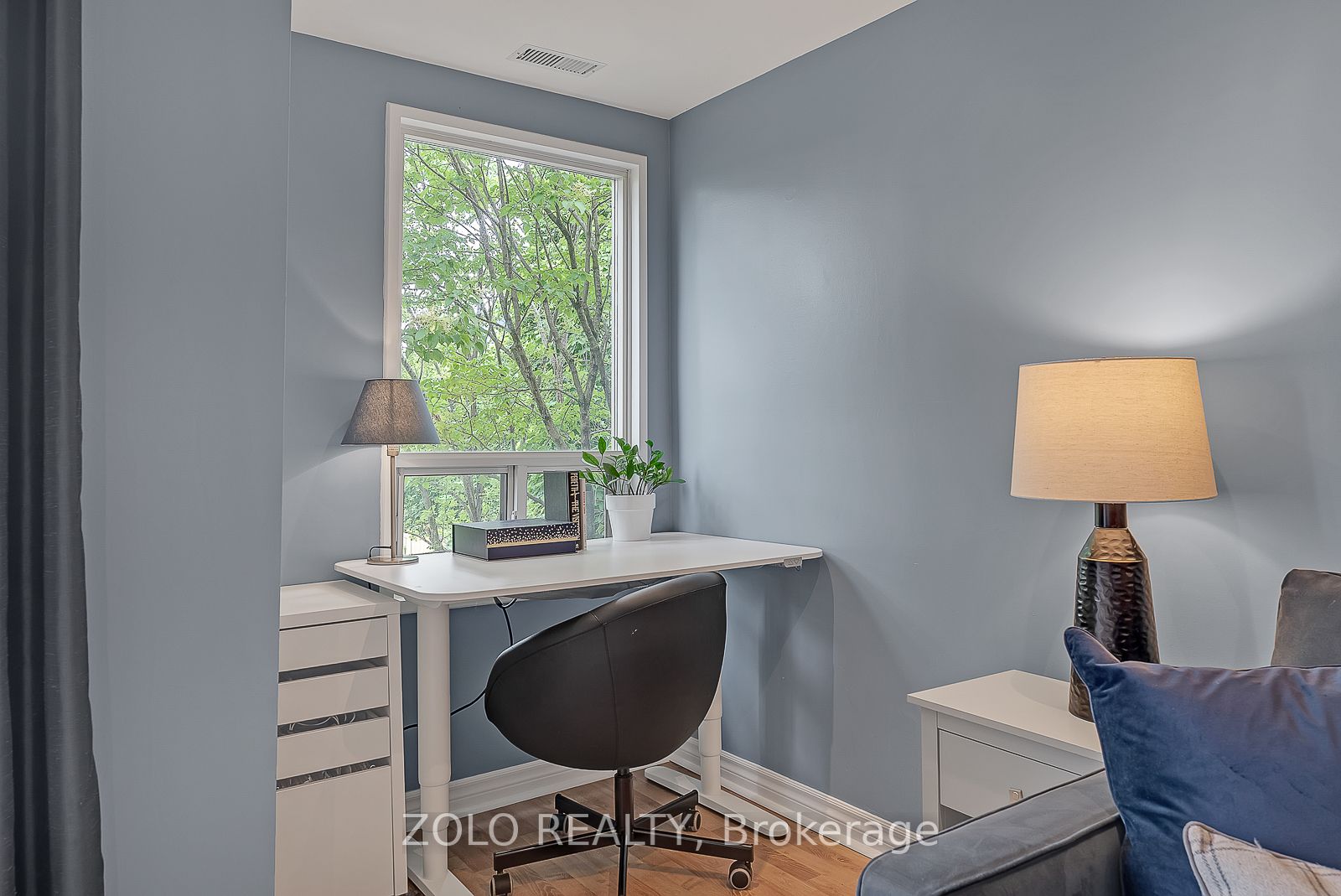 9 Greenbriar Rd, #210