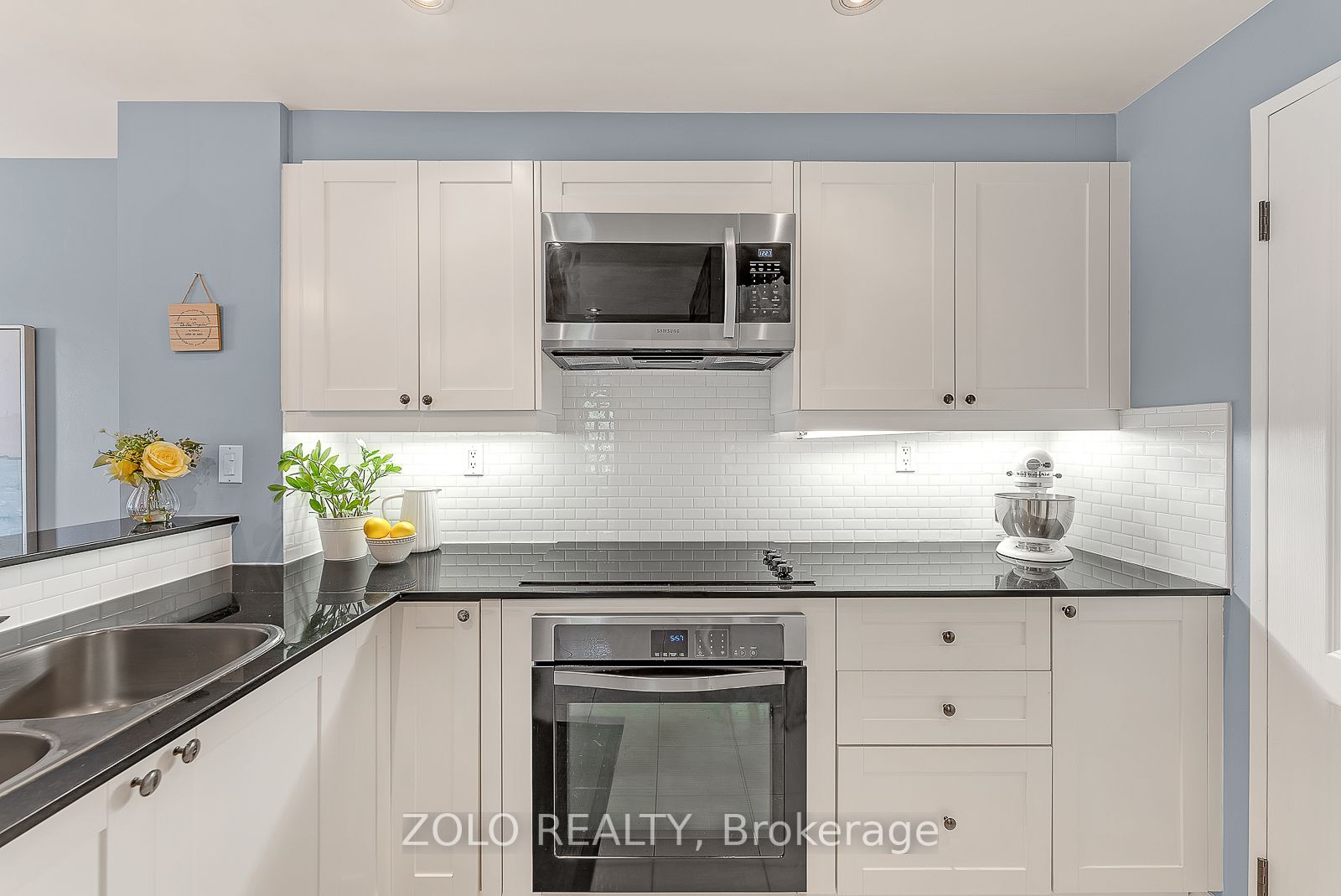 9 Greenbriar Rd, #210