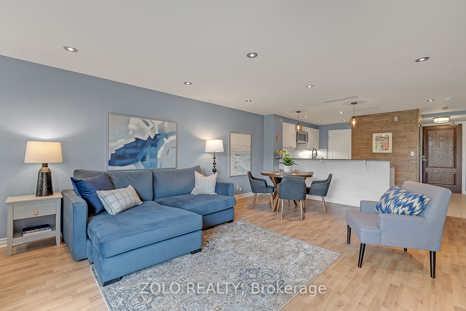 9 Greenbriar Rd, #210