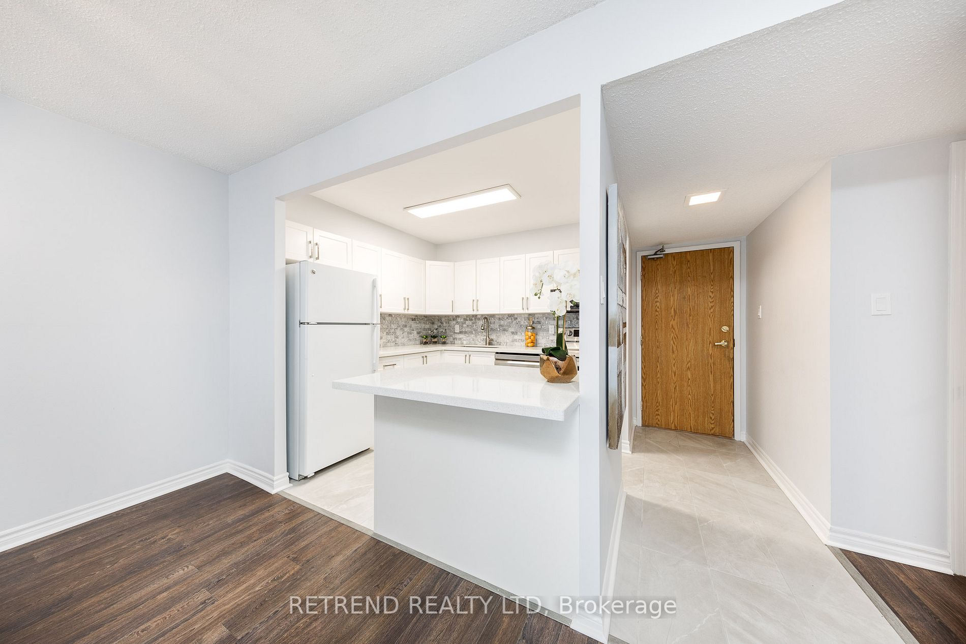10 Fashion Rose Way, #403N