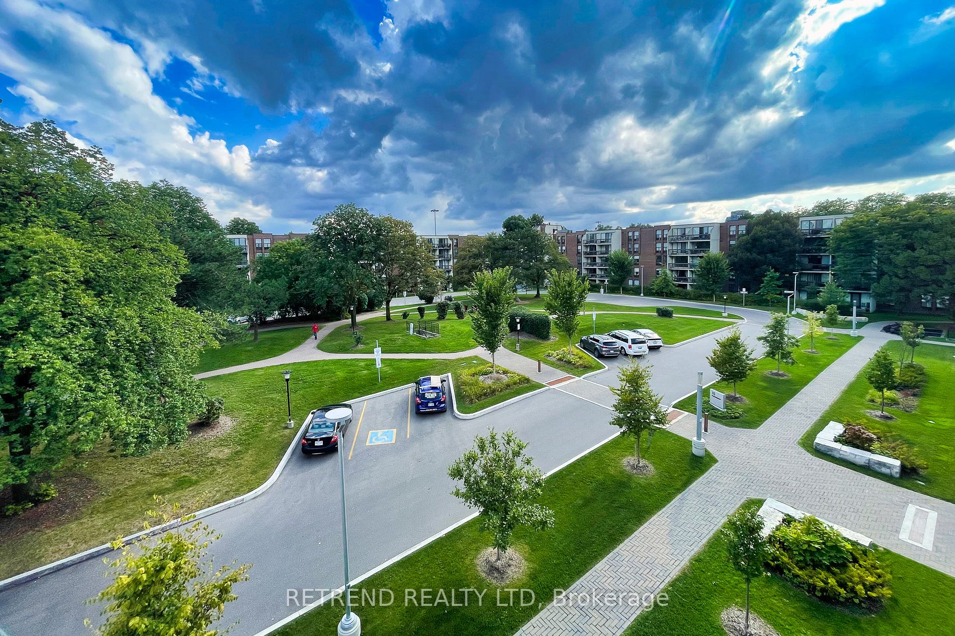 10 Fashion Rose Way, #403N