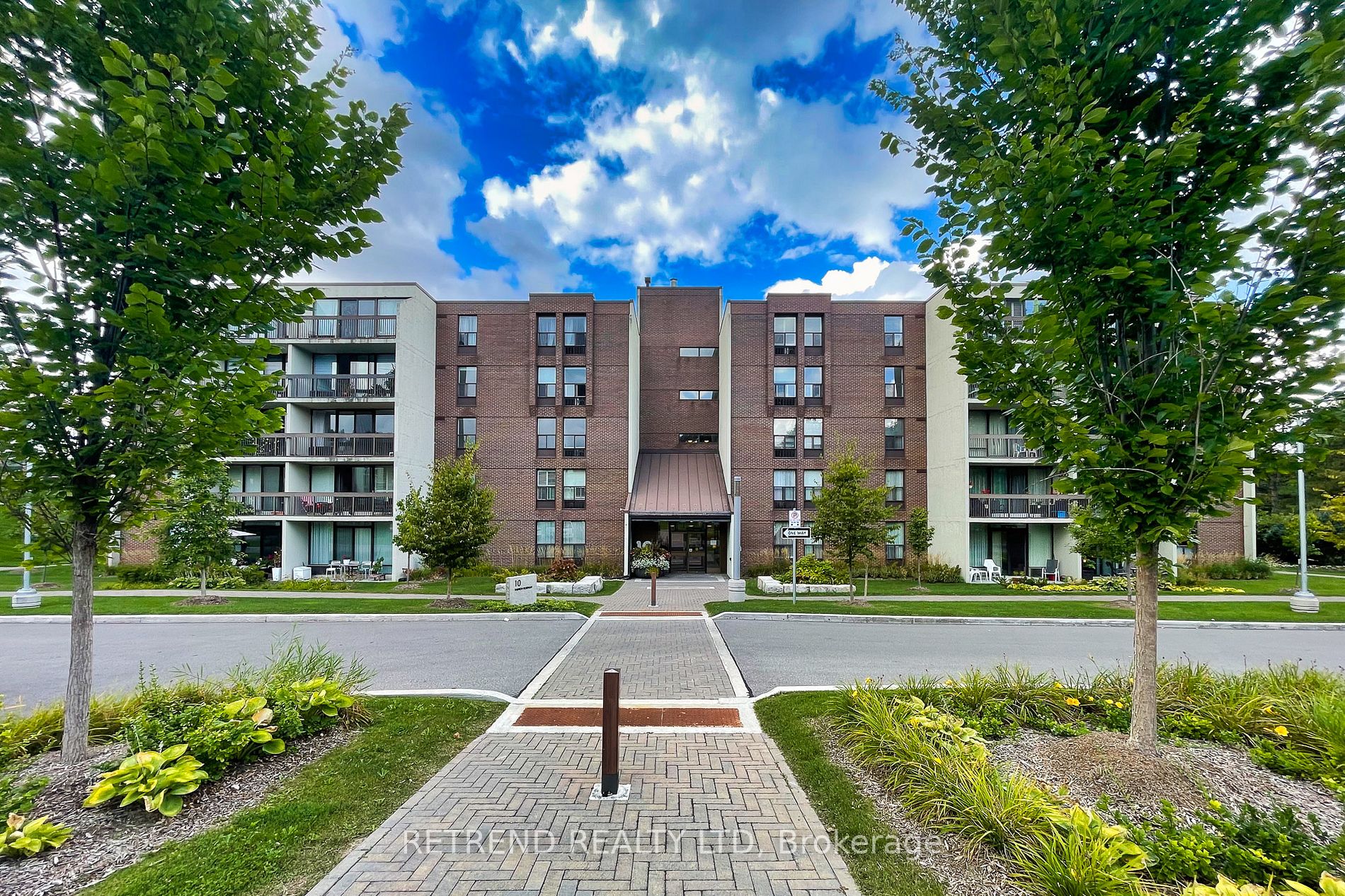 10 Fashion Rose Way, #403N