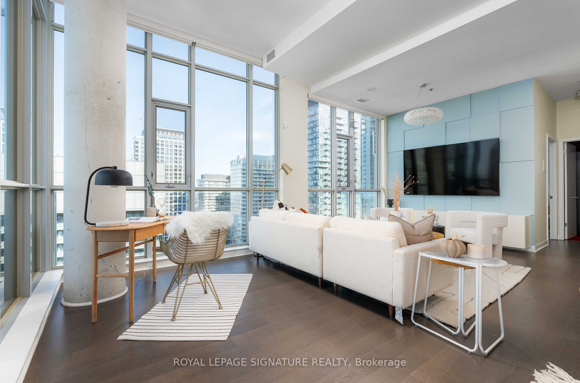 375 King St W, #Ph3508