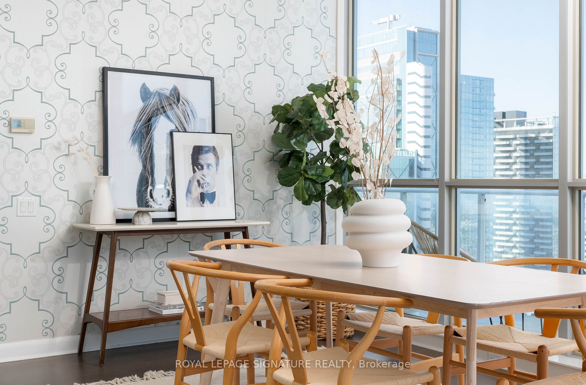 375 King St W, #Ph3508