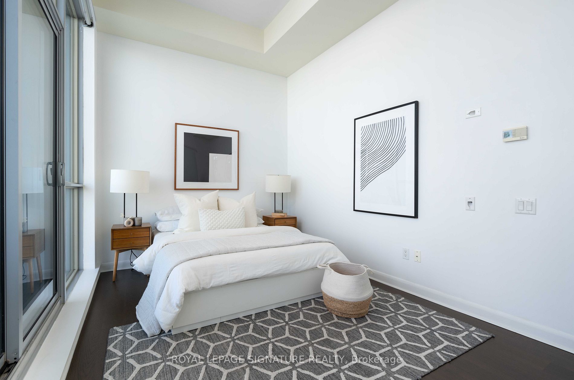 375 King St W, #Ph3508