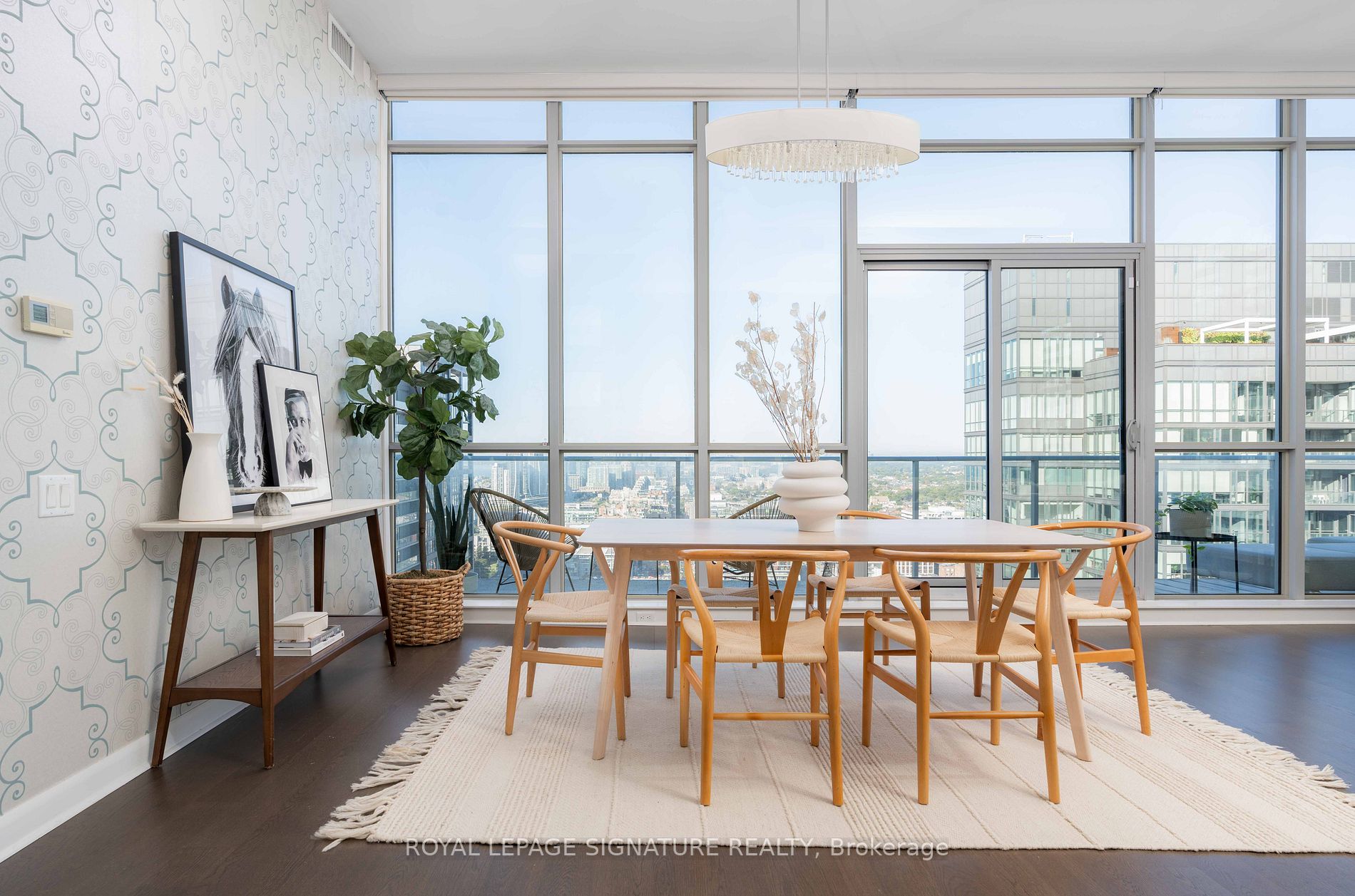 375 King St W, #Ph3508
