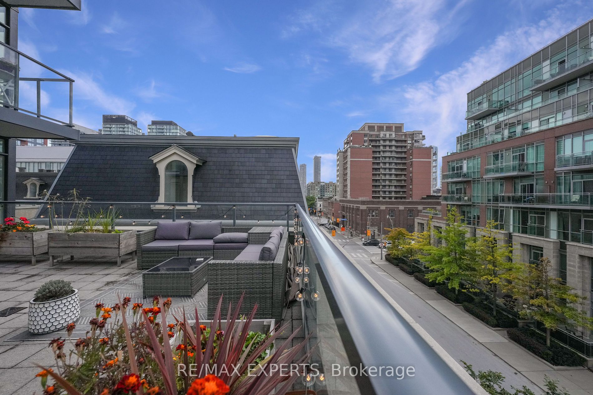 105 George St, #311