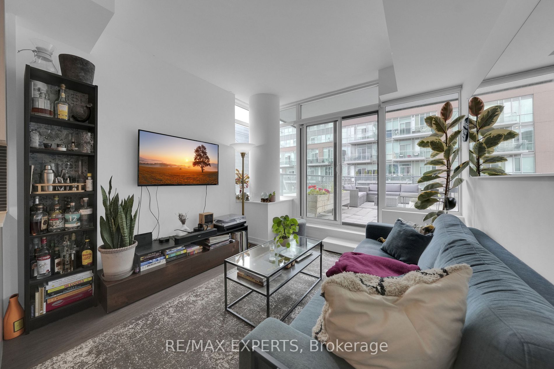 105 George St, #311