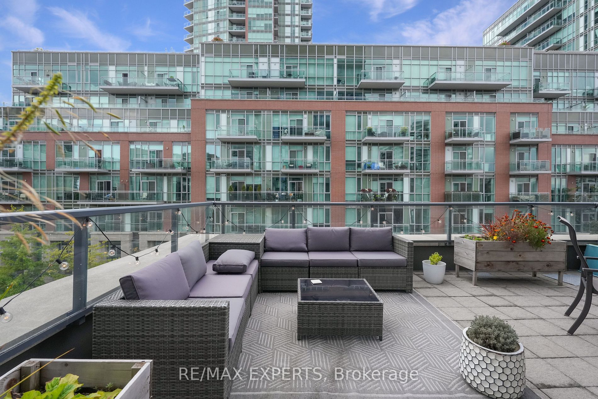 105 George St, #311