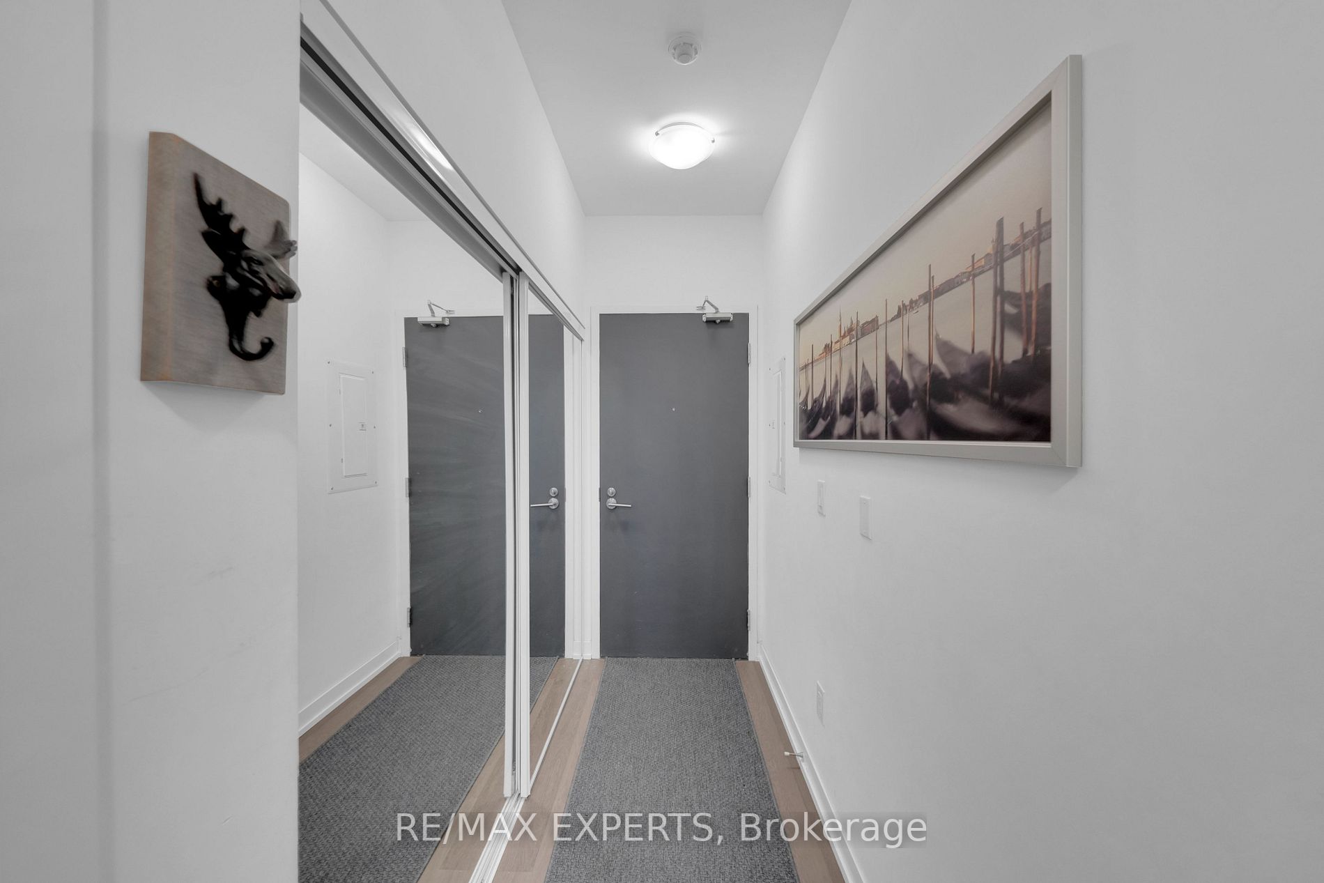 105 George St, #311