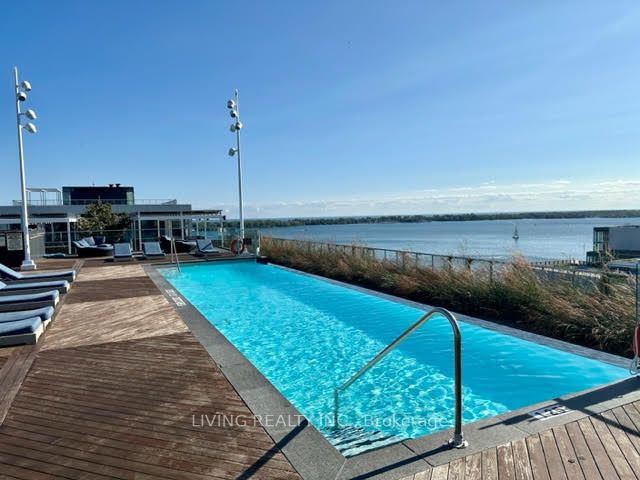 15 Merchant's Wharf, #1043