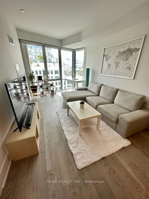 15 Merchant's Wharf, #1043