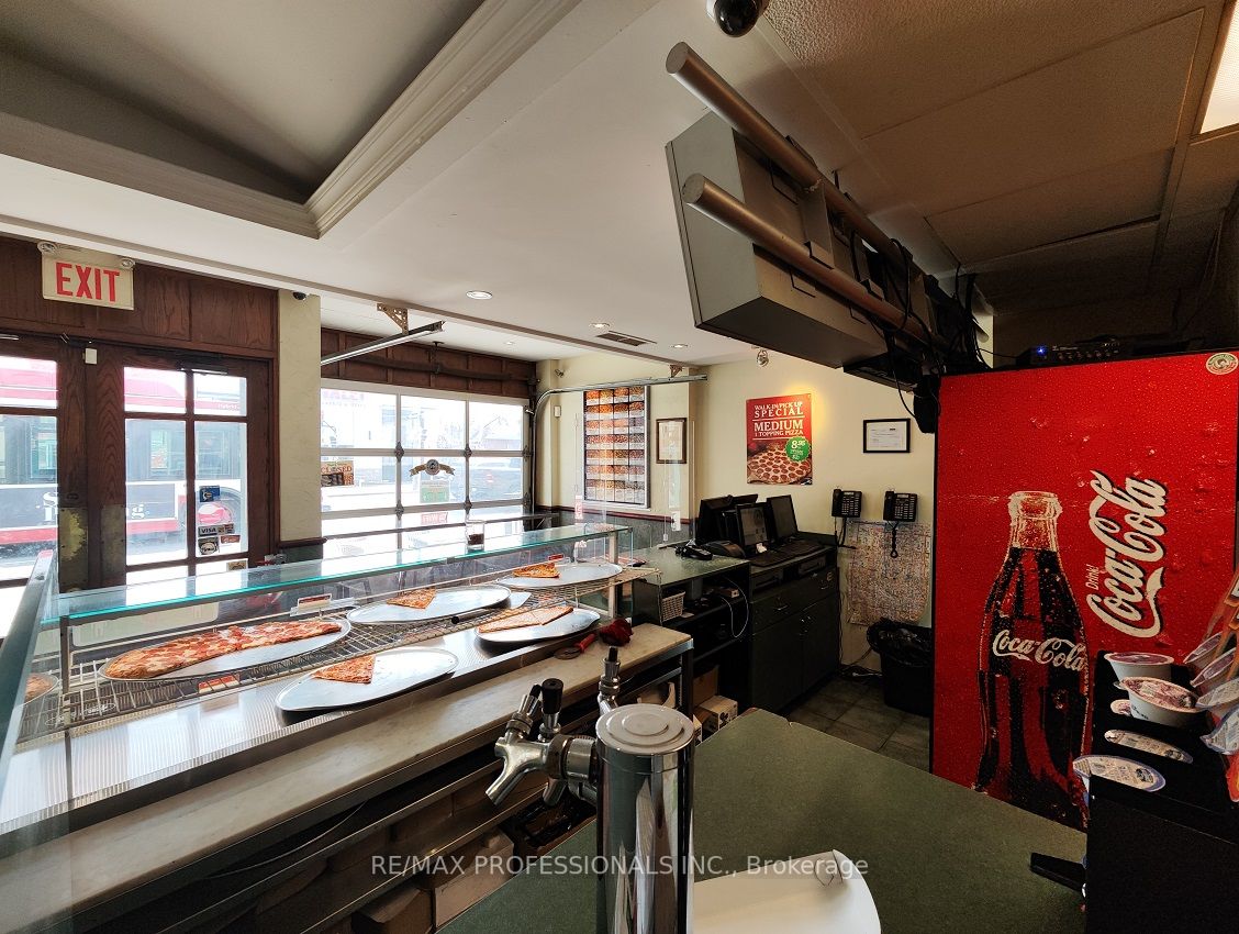 944 Eglinton Ave W