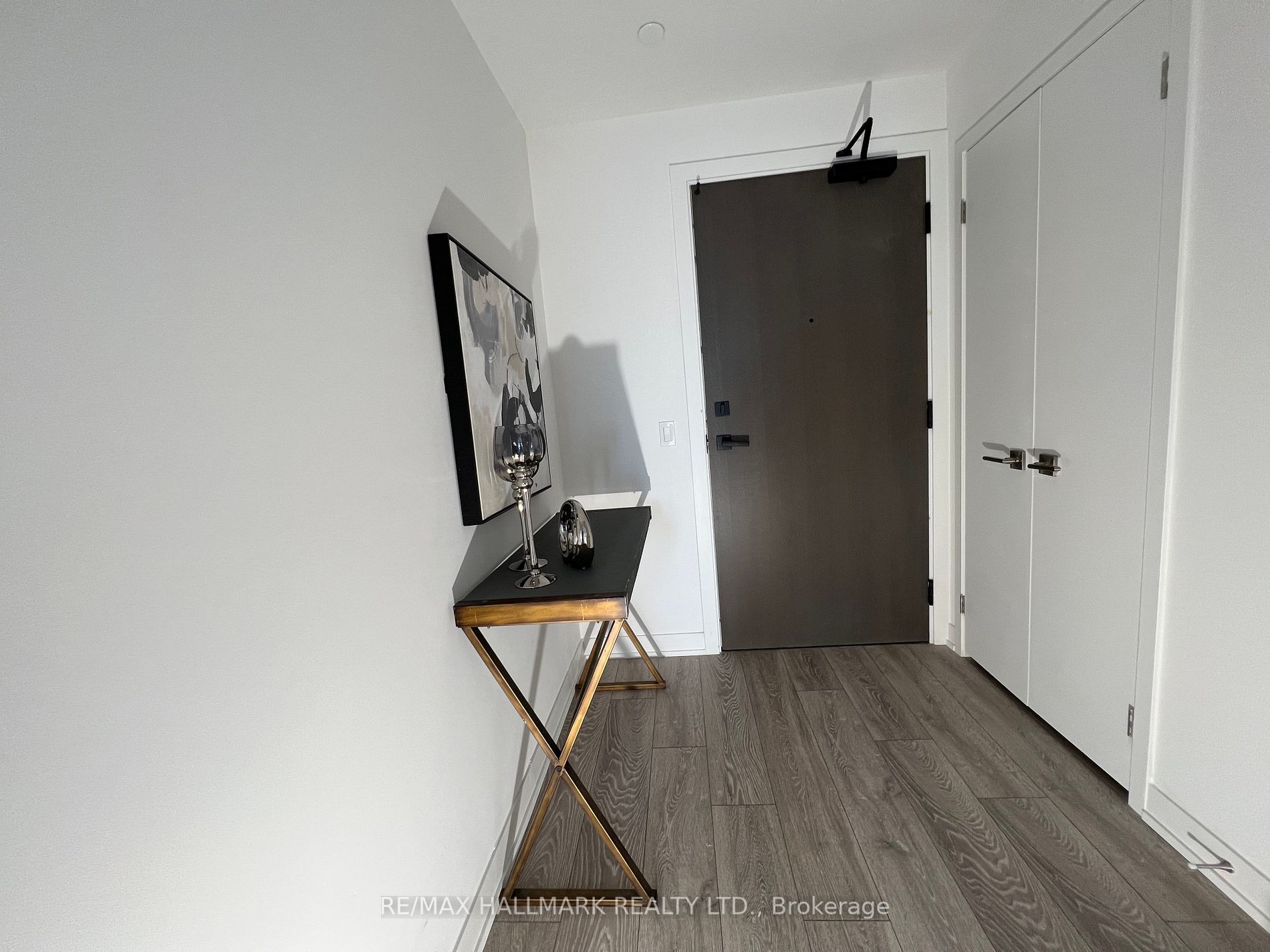 15 Holmes Ave, #3004