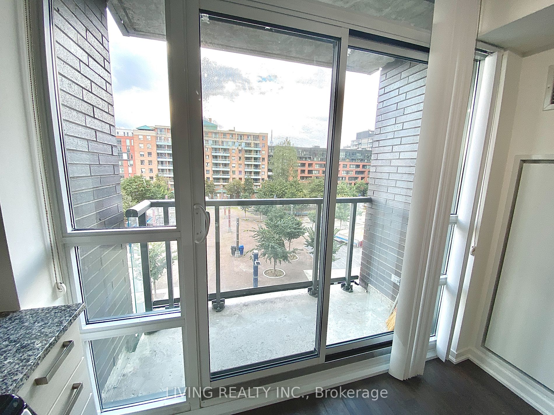 68 Abell St, #545
