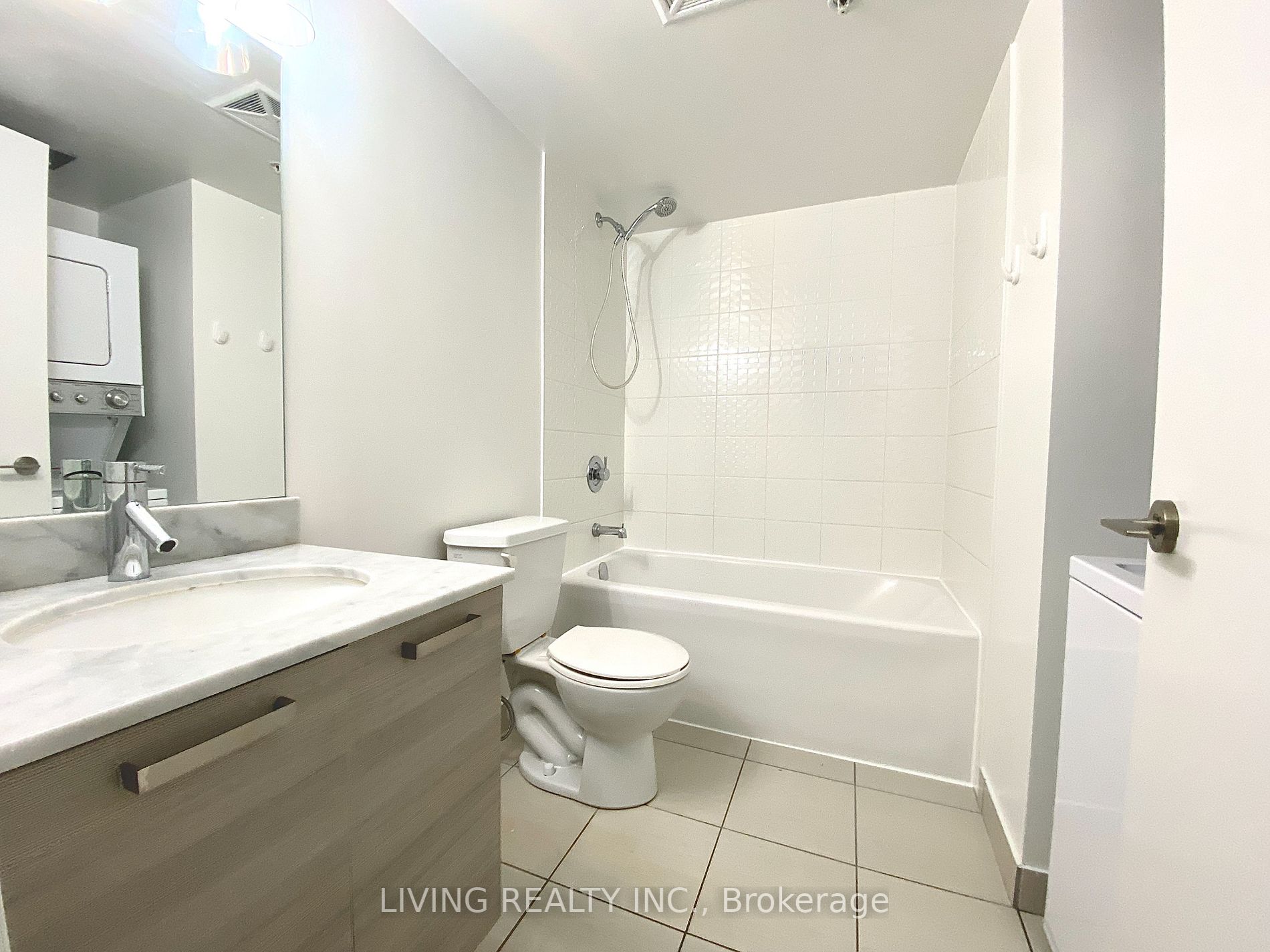 68 Abell St, #545