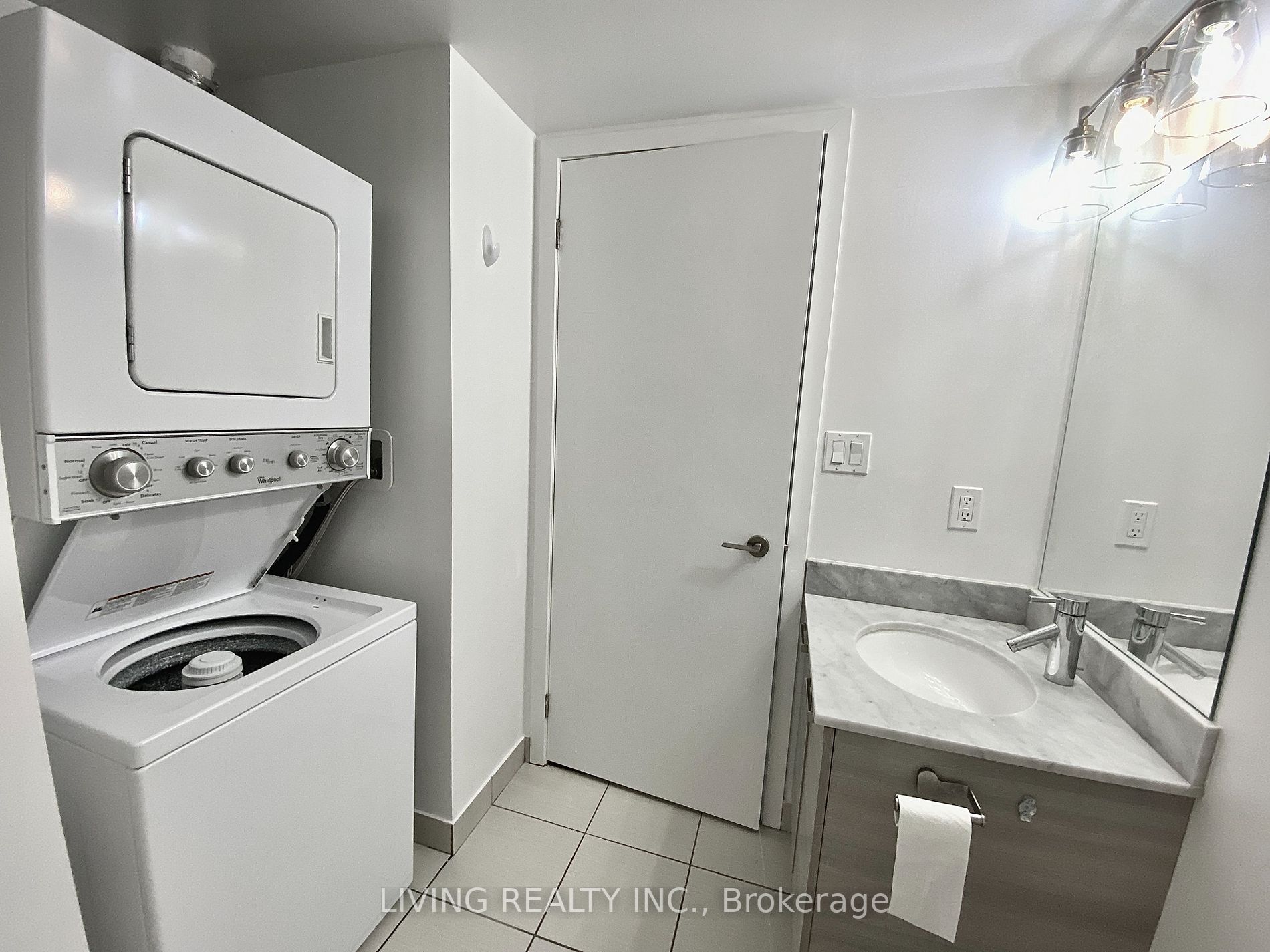 68 Abell St, #545