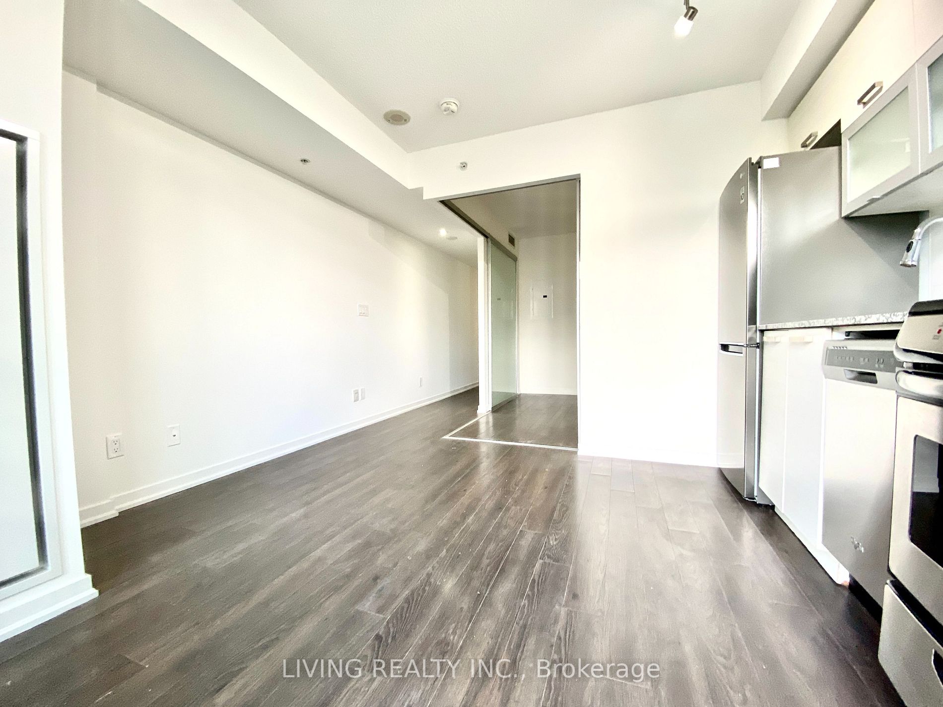 68 Abell St, #545