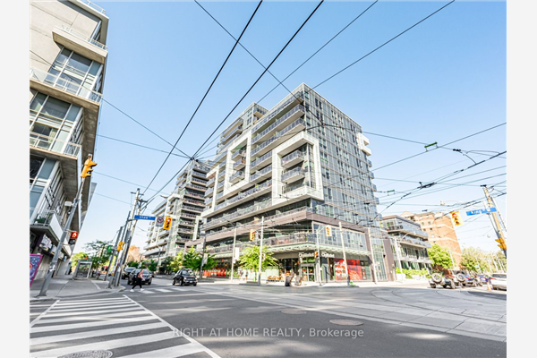 1030 King St W, Toronto