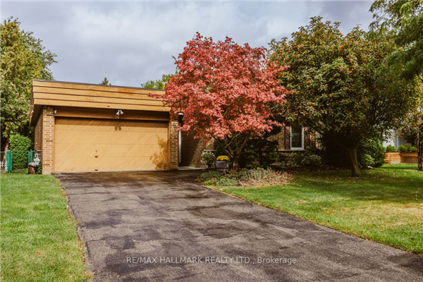 14 Lisburn Cres, Toronto