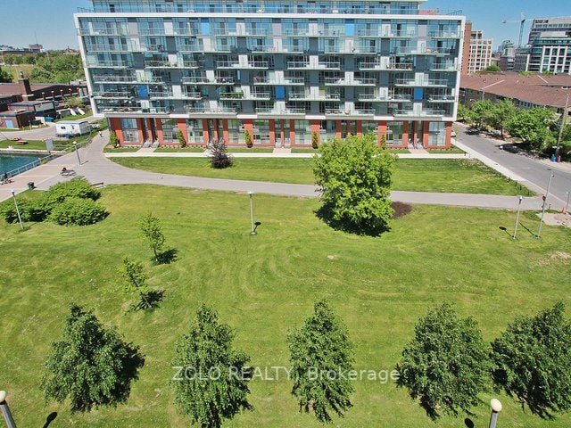 90 Stadium Rd, #325
