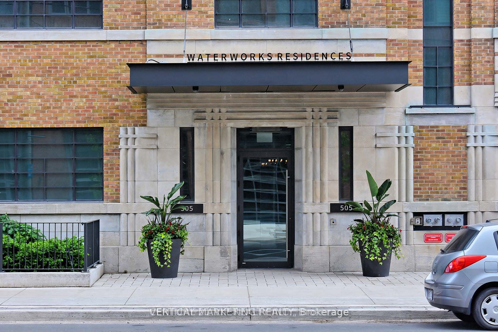 505 Richmond St W, #718