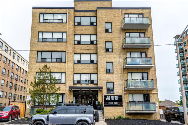420 Eglinton Ave E, Toronto
