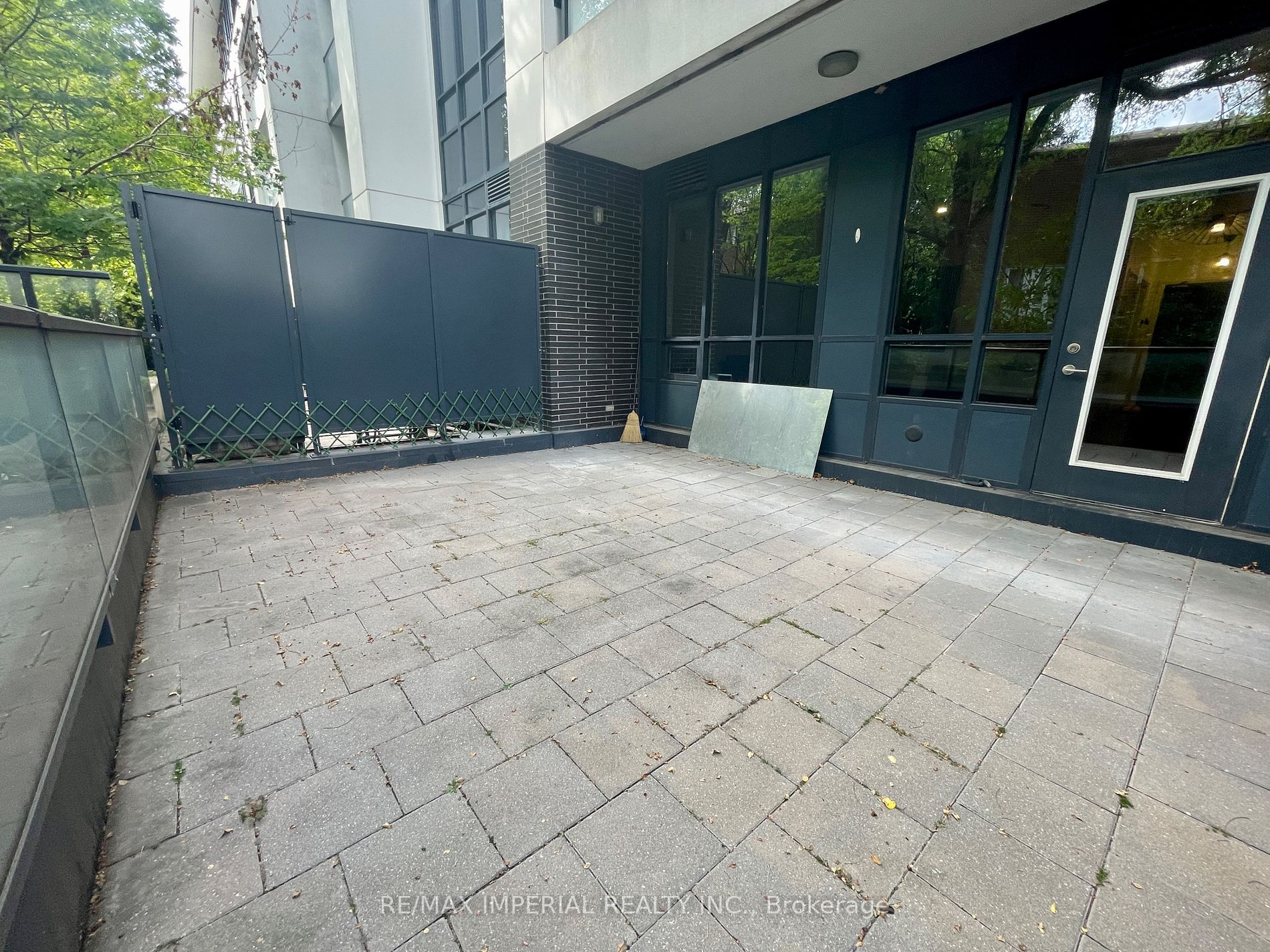 399 Spring Garden Avenue, #123