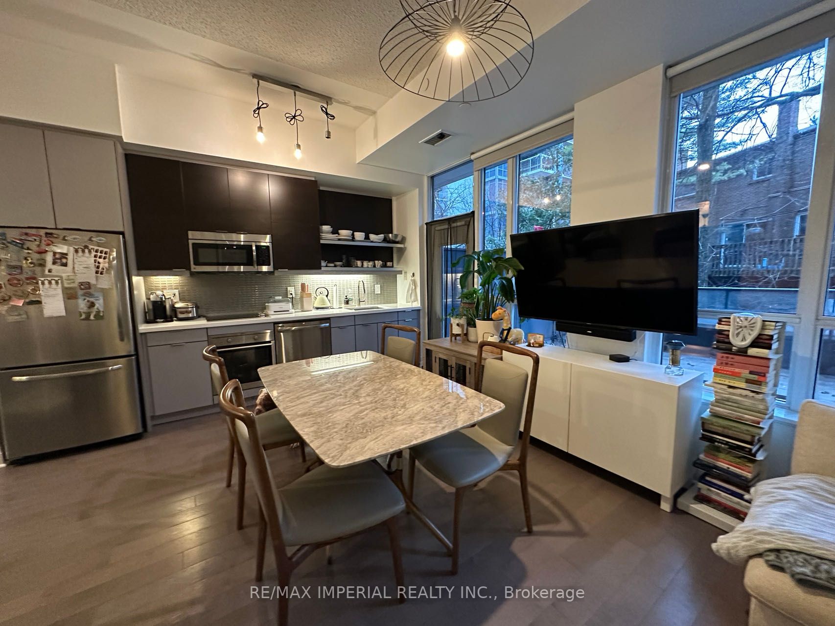 399 Spring Garden Avenue, #123
