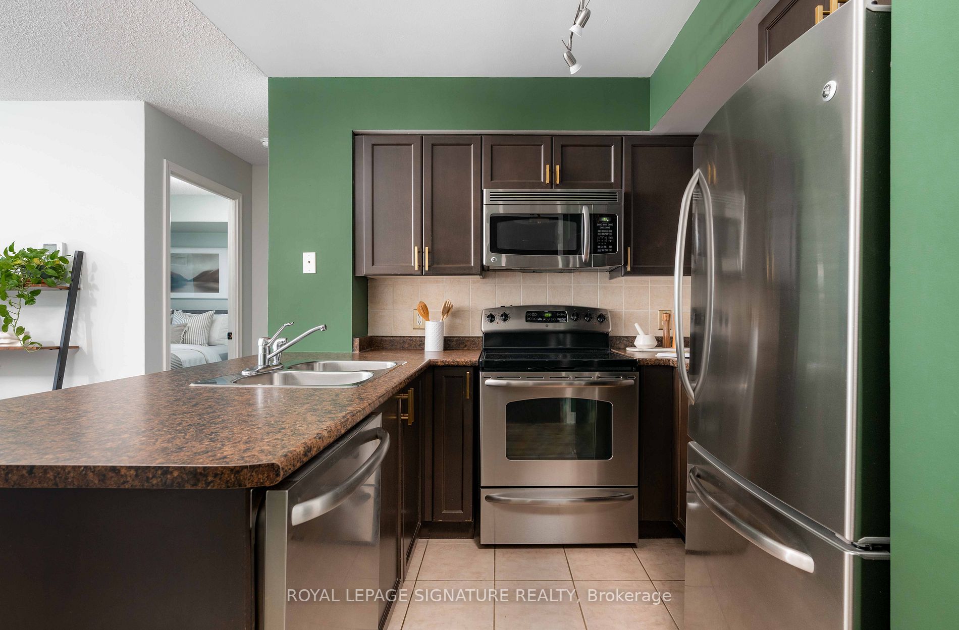 30 Grand Trunk Cres, #3007