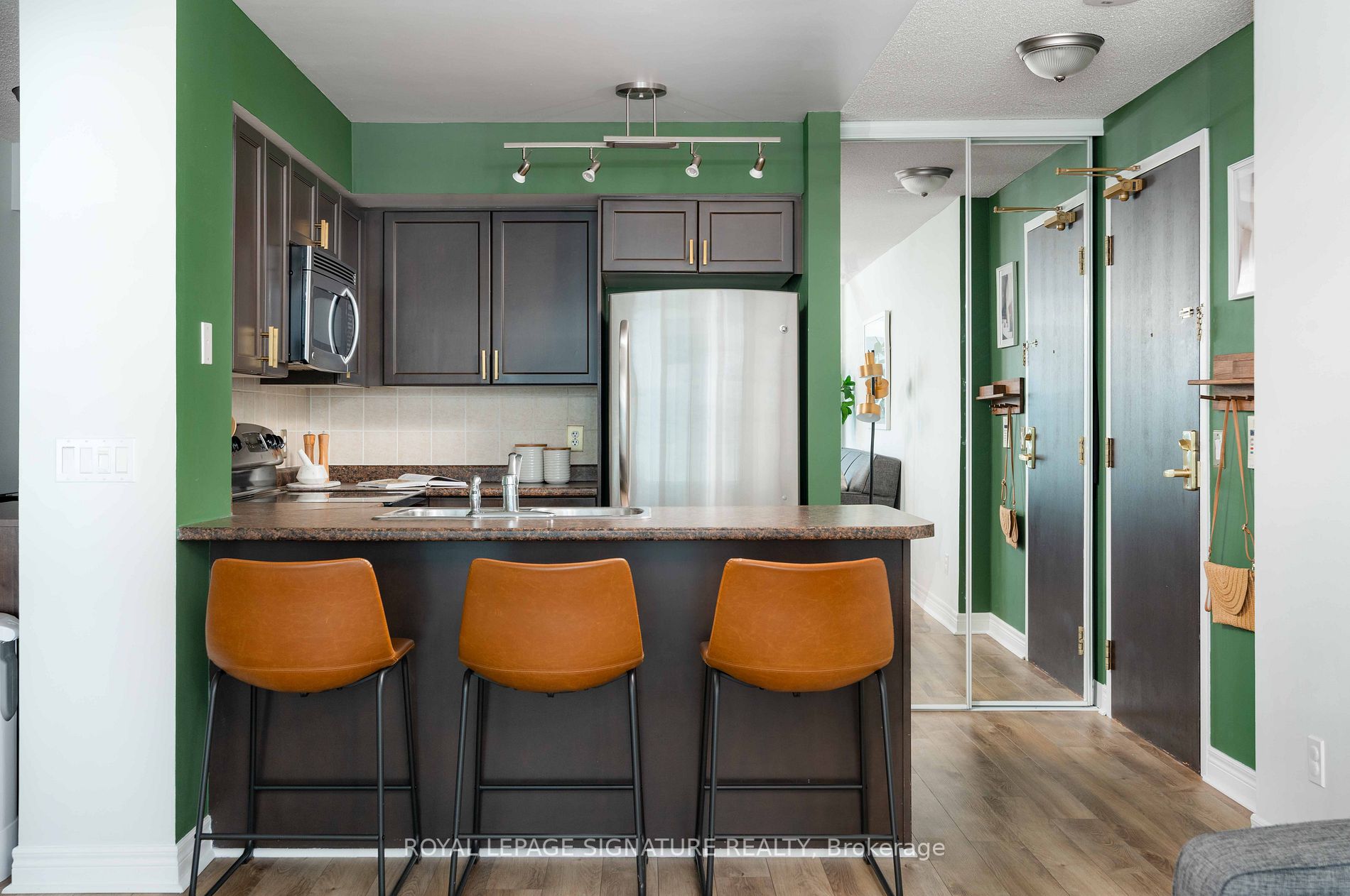 30 Grand Trunk Cres, #3007